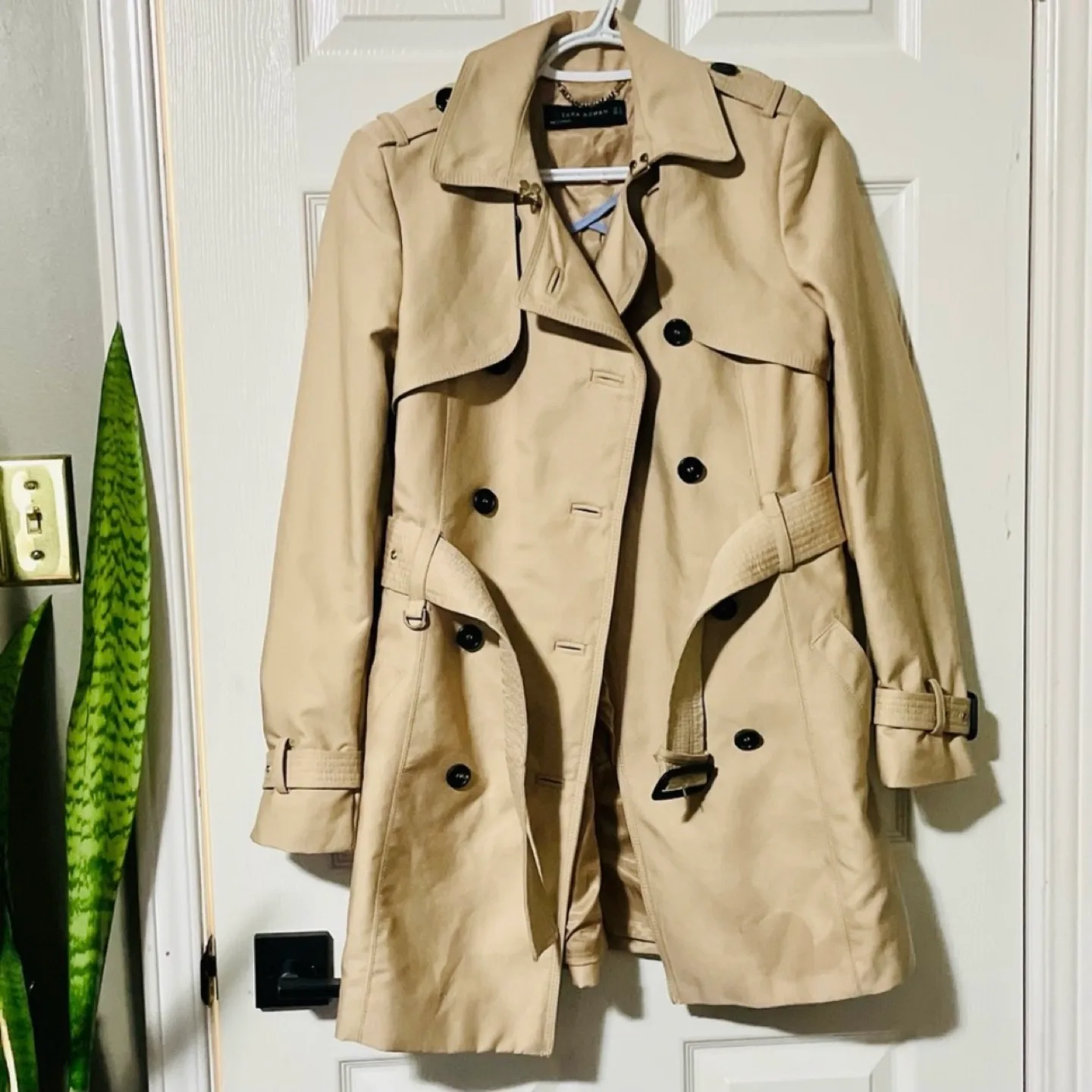 Zara Beautiful Double Breasted Water Repellent Trench Coat image indicator(6)