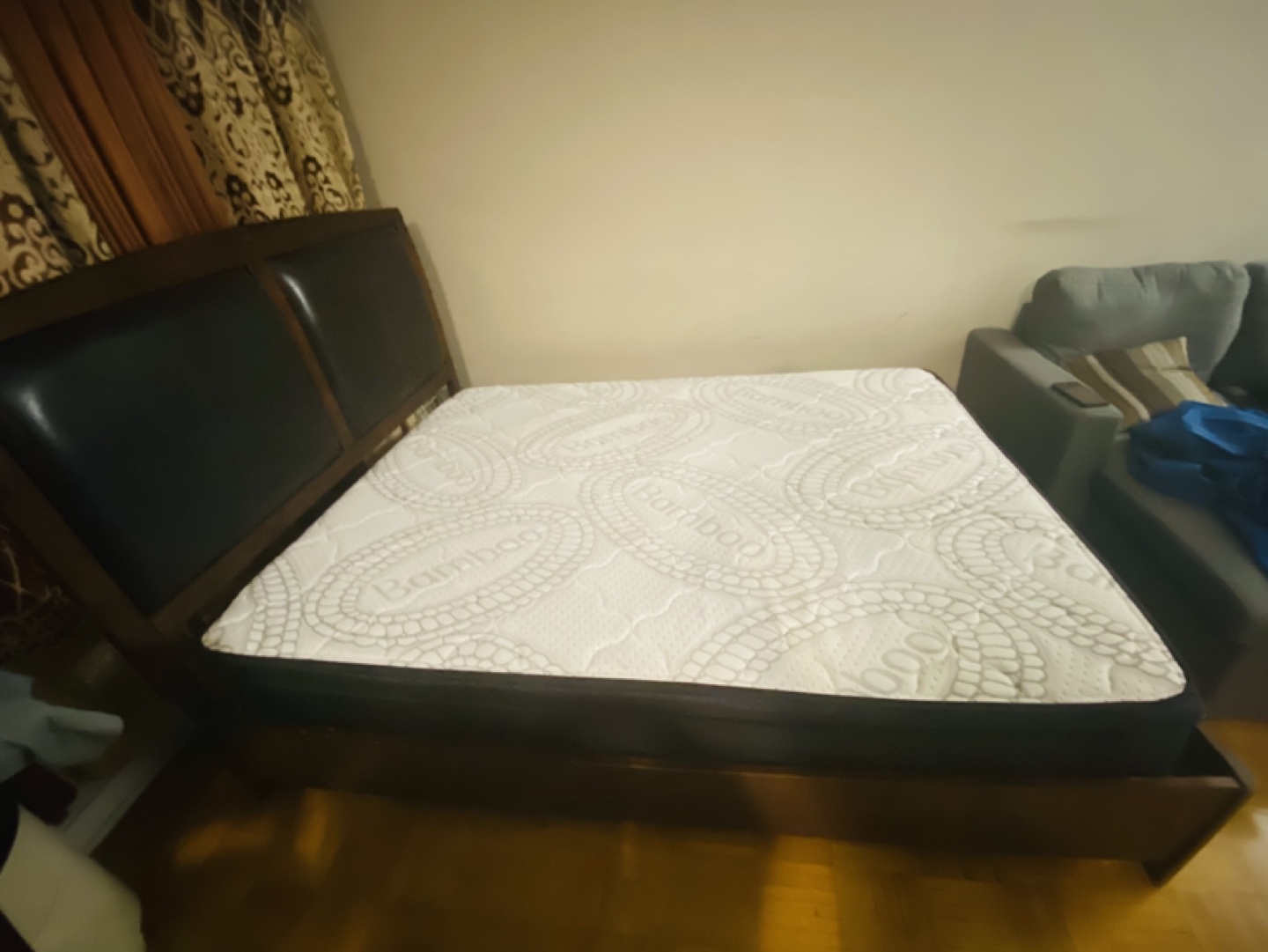 Queen Size Bed Frame with Mattress - photo 2