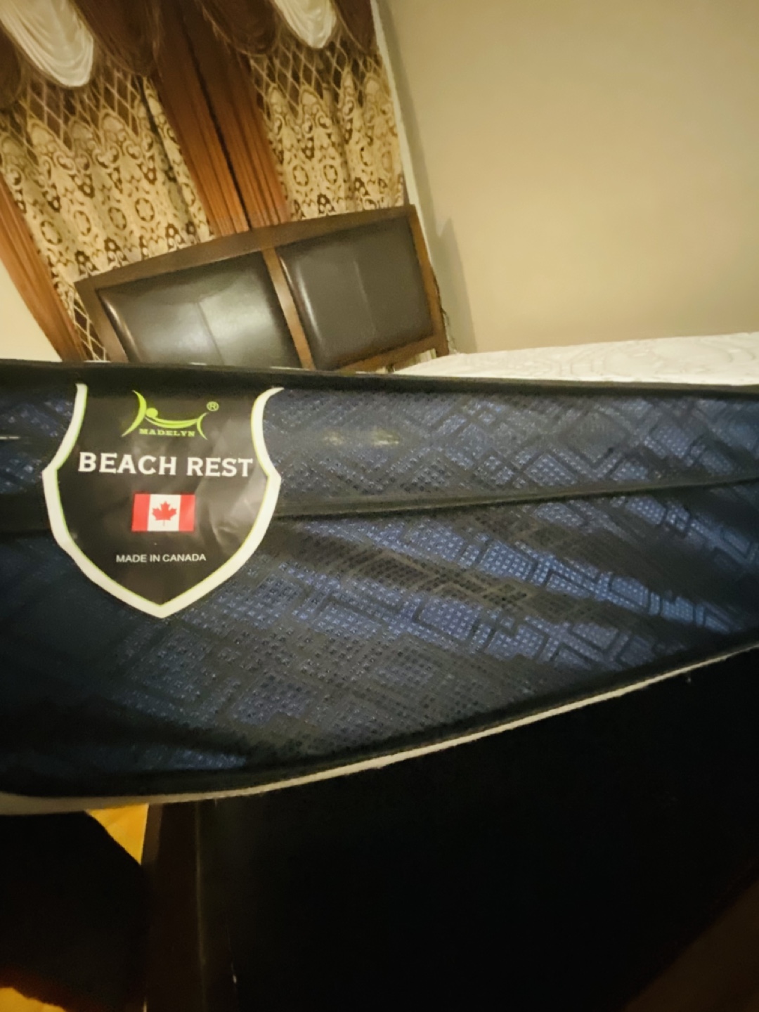 Queen Size Bed Frame with Mattress - photo 3