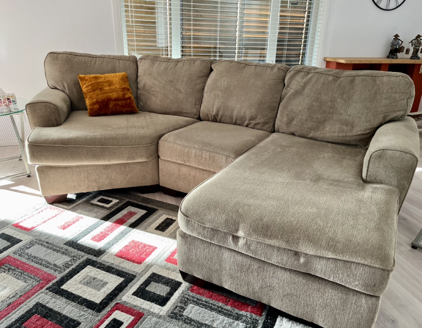 Loveseat/3 piece Sectional couch –Ashley furniture - photo 4