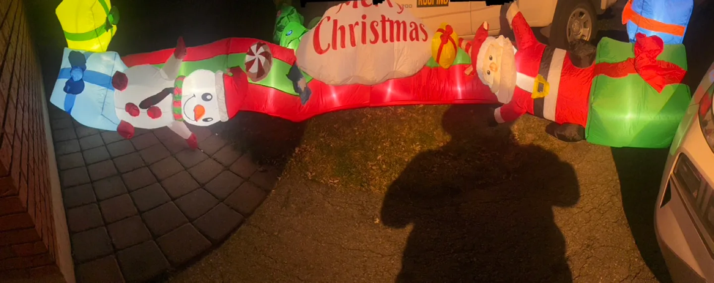 Inflatable Christmas Decorations image indicator(2)