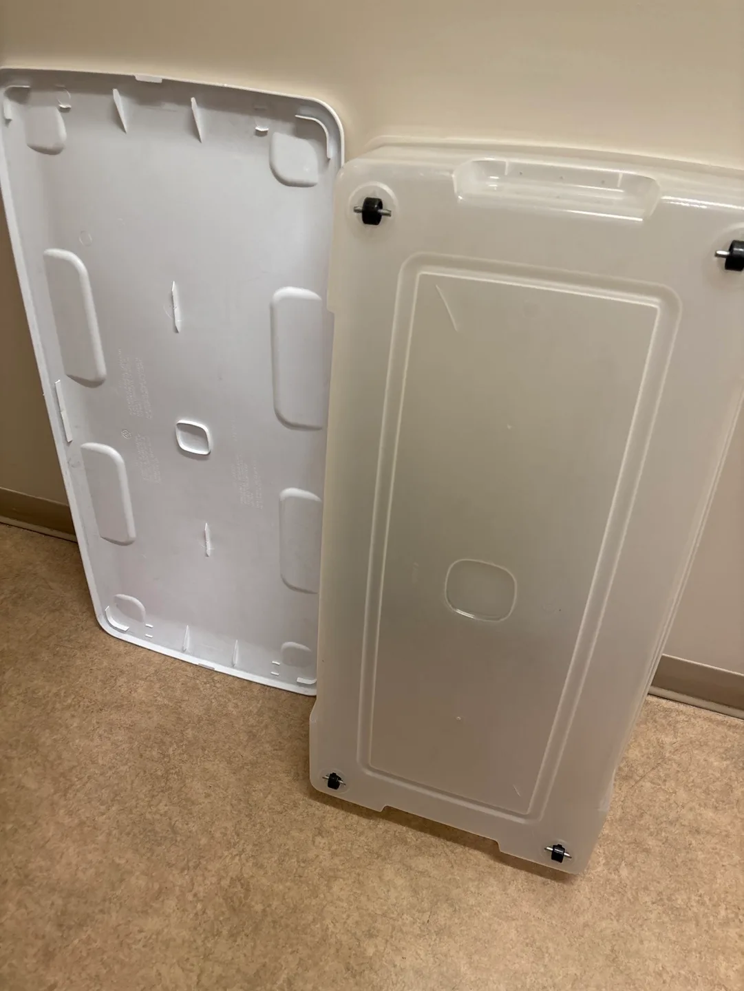 Under bed Clear Storage Bin with Lid image indicator(2)