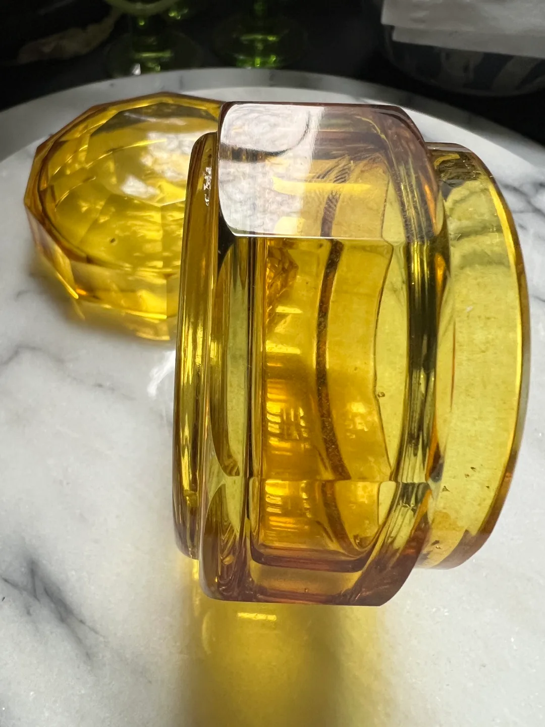 Antique Amber Glass Lidded Box image indicator(3)