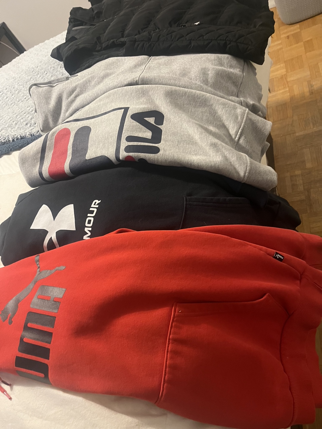 Bundle of 4 Hoodies and 1 Vest kids xl and men’s small