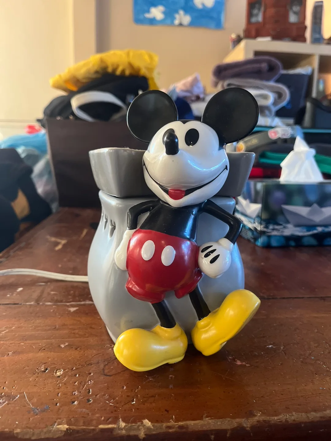 Scentsy Mickey Mouse Warmer image indicator(2)
