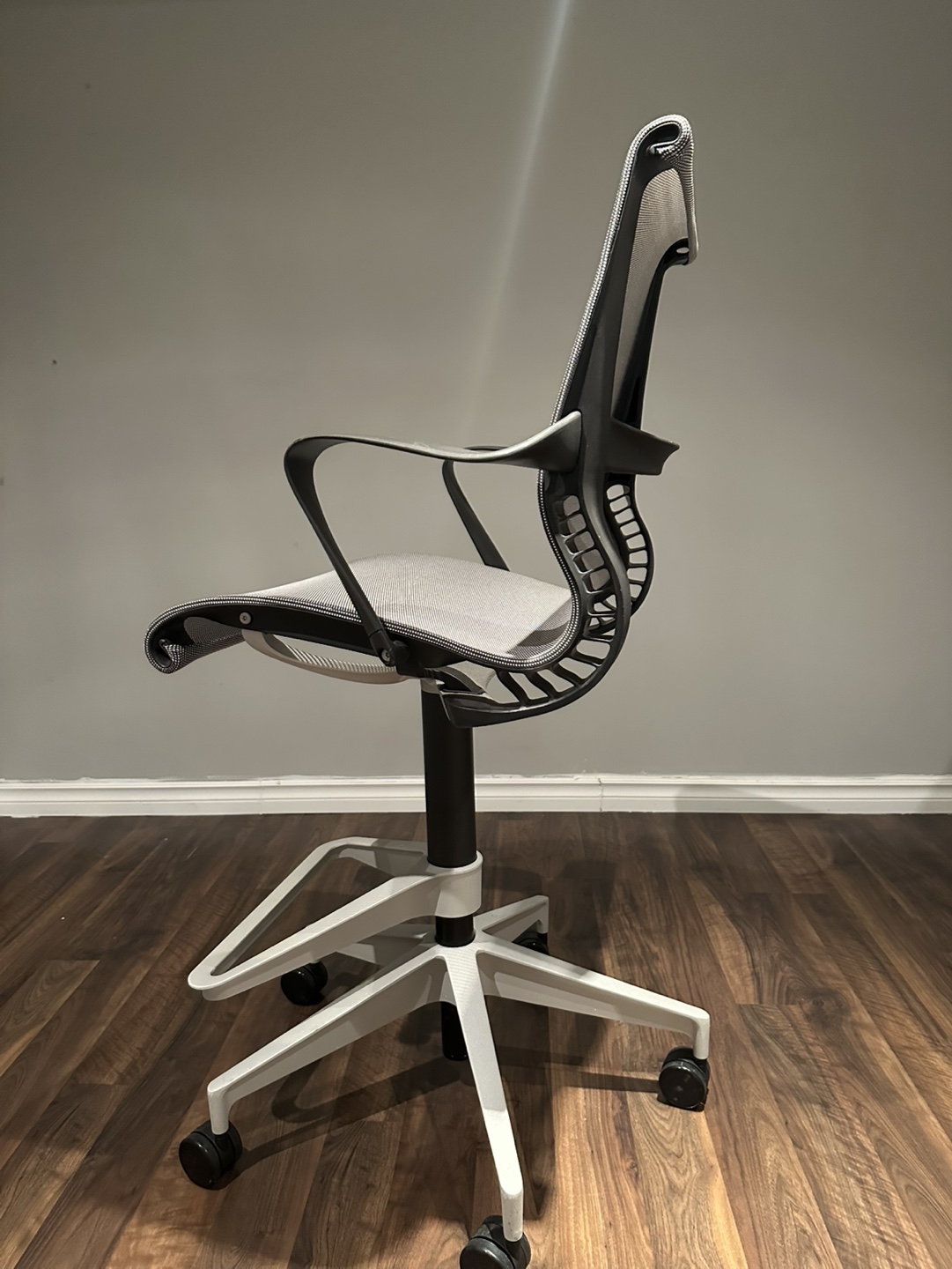 Herman Miller Mirra 2 Mesh Office Chair