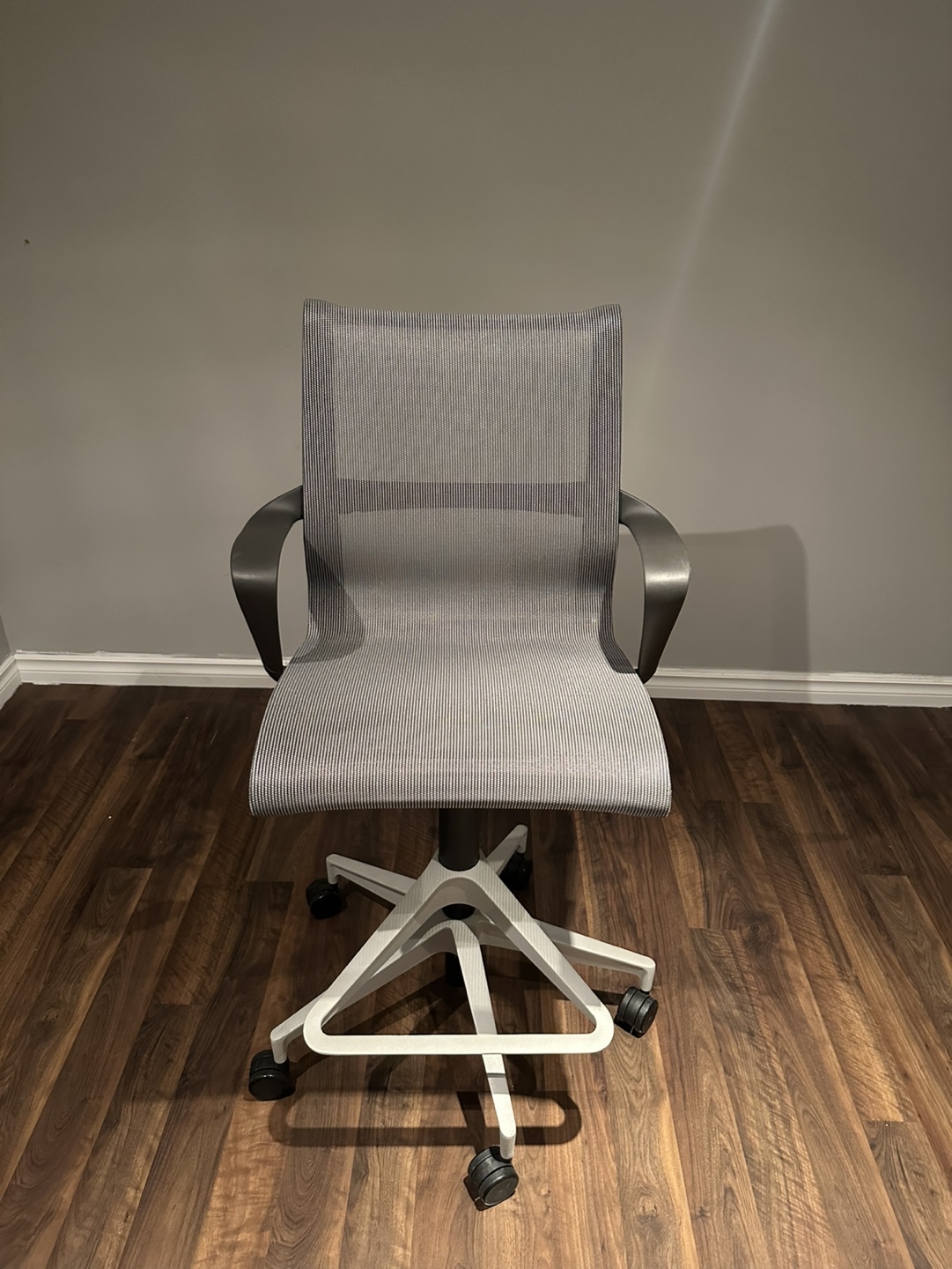Herman Miller Mirra 2 Mesh Office Chair - photo 2