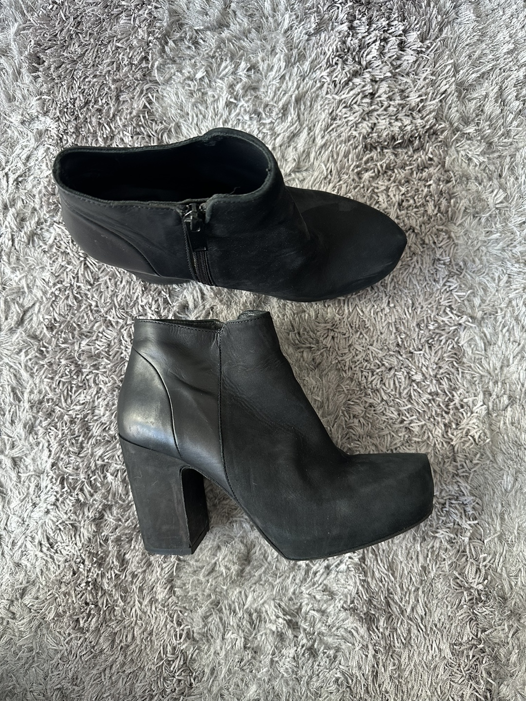 COS - Black Leather Ankle Boots - photo 2