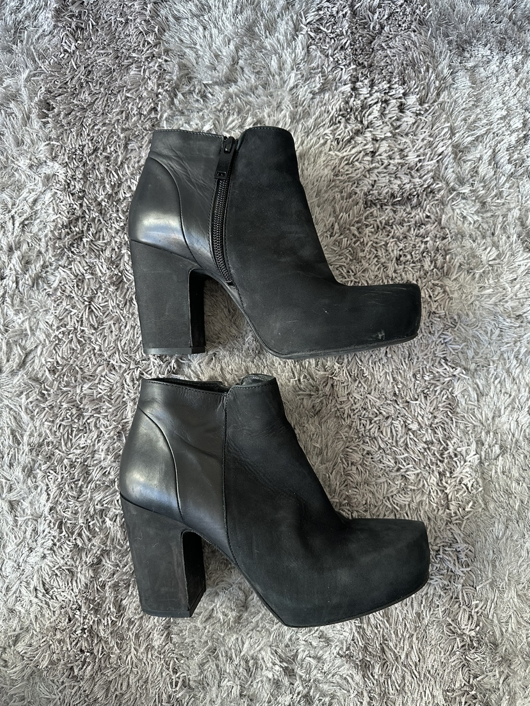 COS - Black Leather Ankle Boots - photo 3