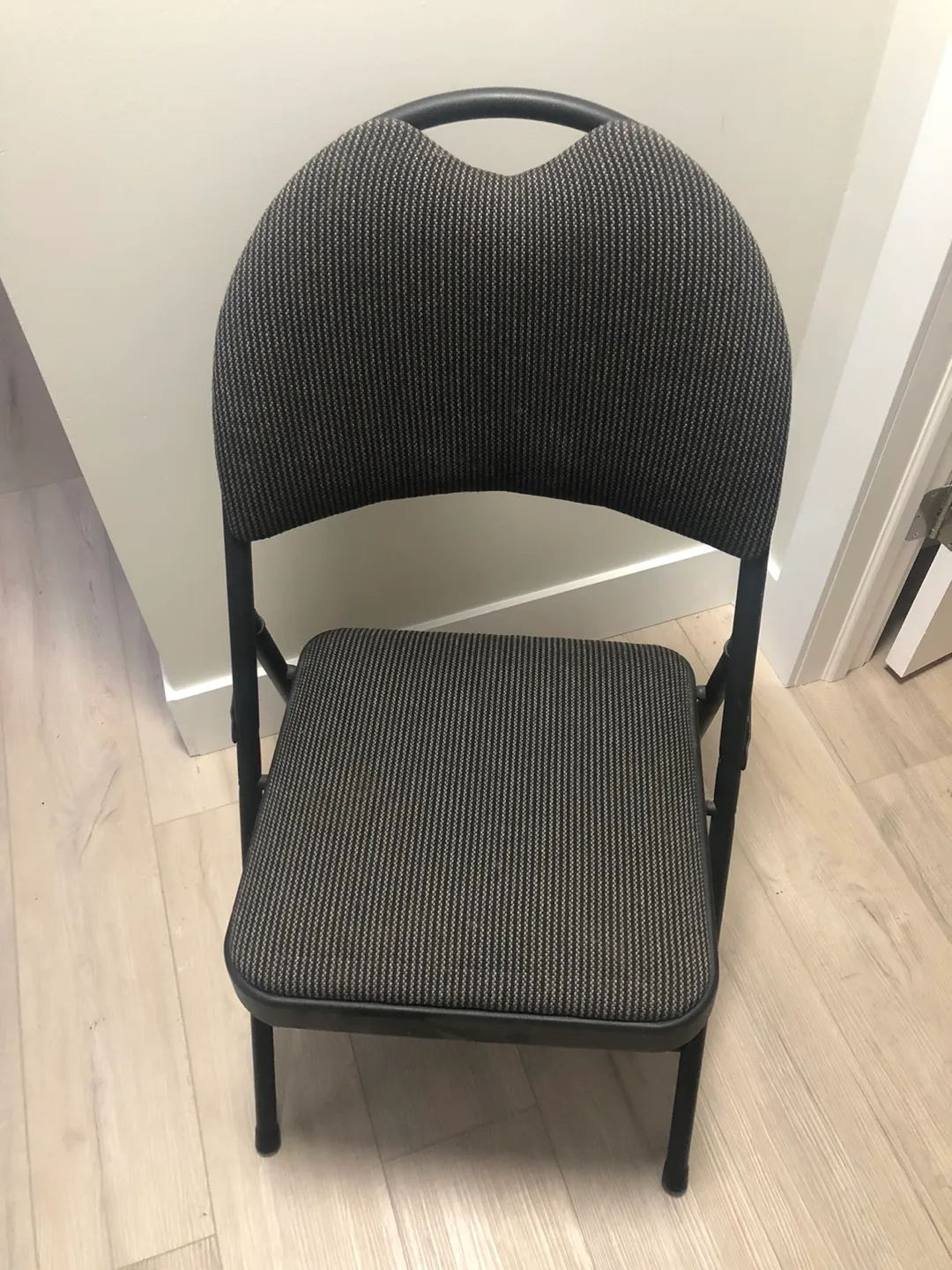 Folding Chair x2 image indicator(4)