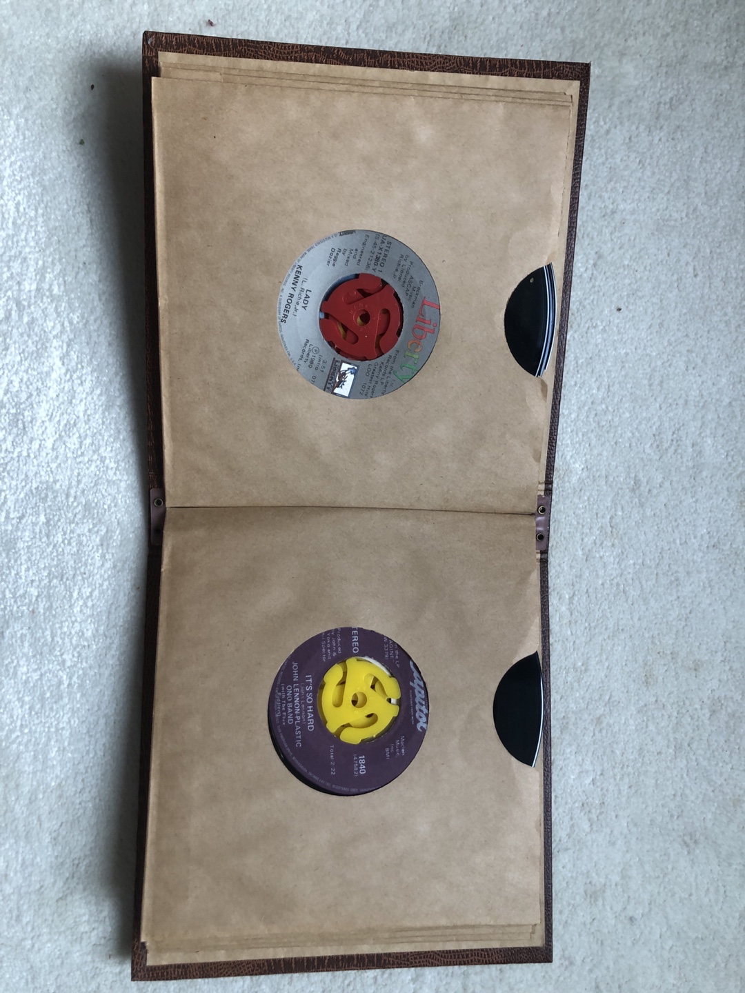 10 Classic 45 RPM Record Album in case - photo 3