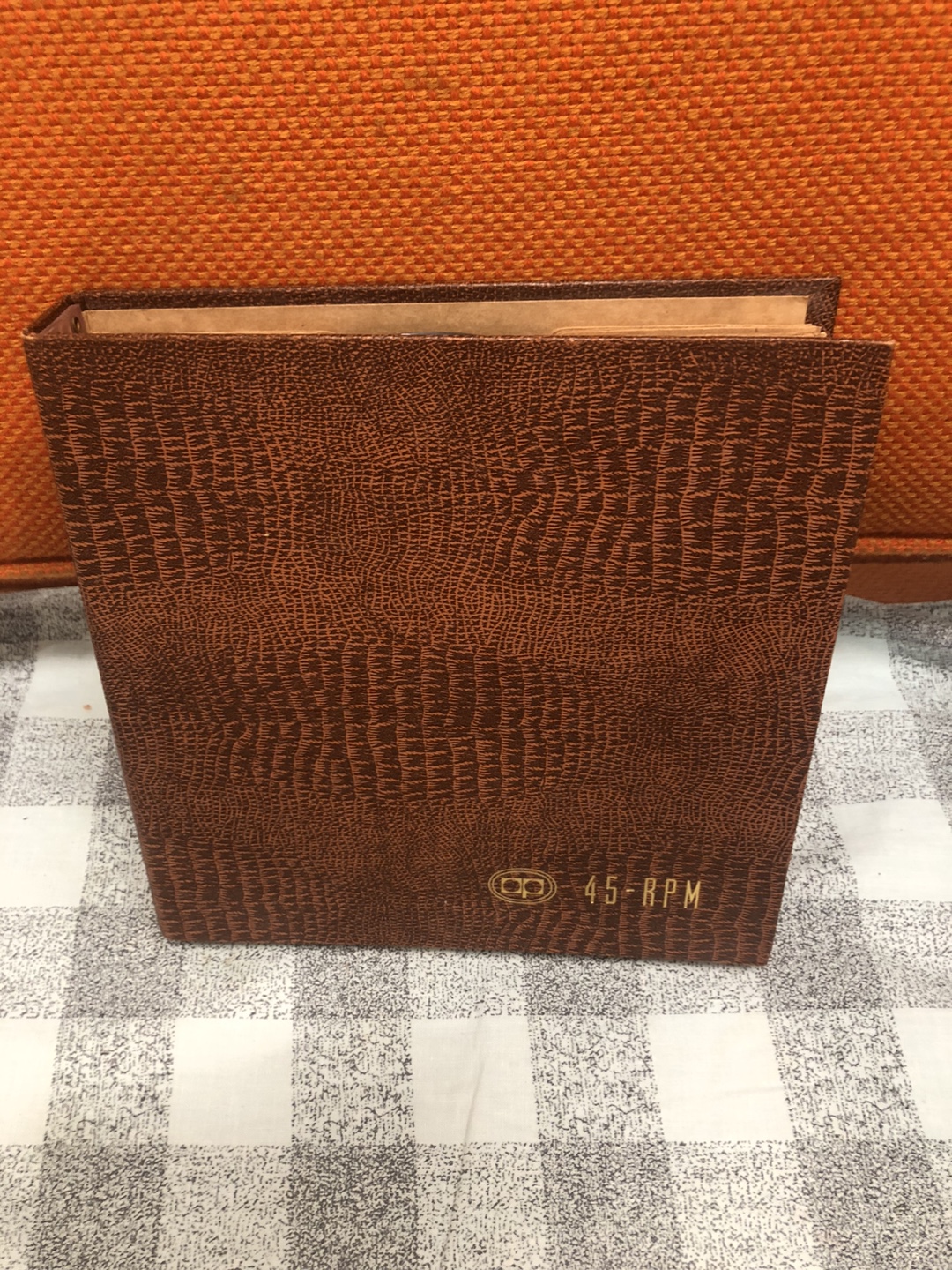 10 Classic 45 RPM Record Album in case - photo 4