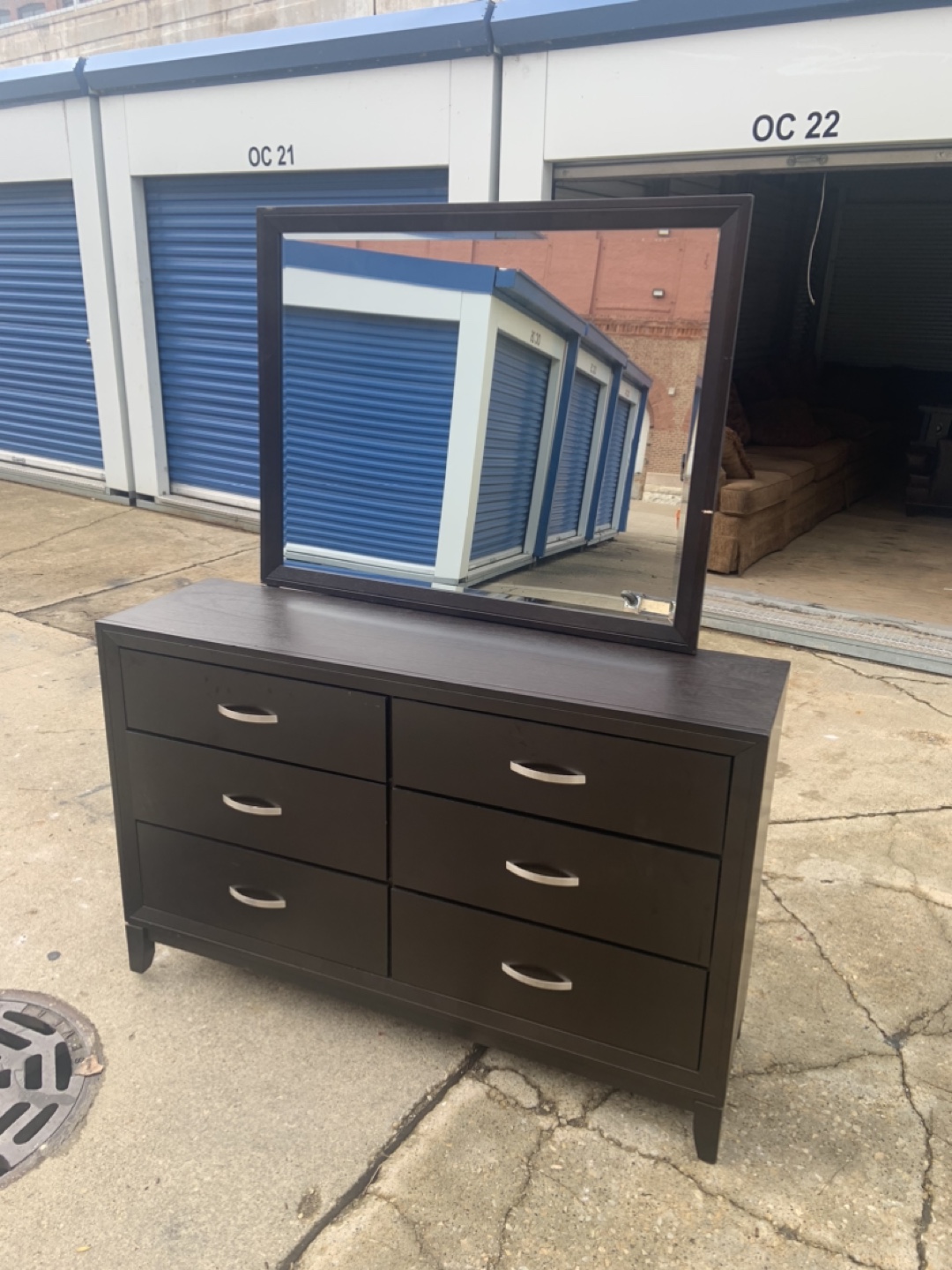 Bedroom Set with Dresser, Mirror, Chest and Nightstand - photo 4