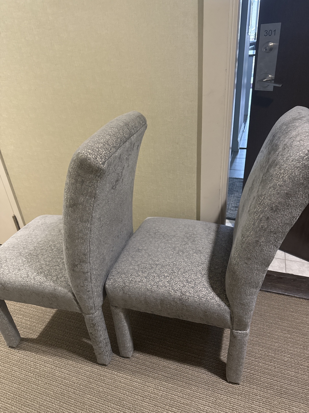 Set of Four Dining Chairs - photo 5