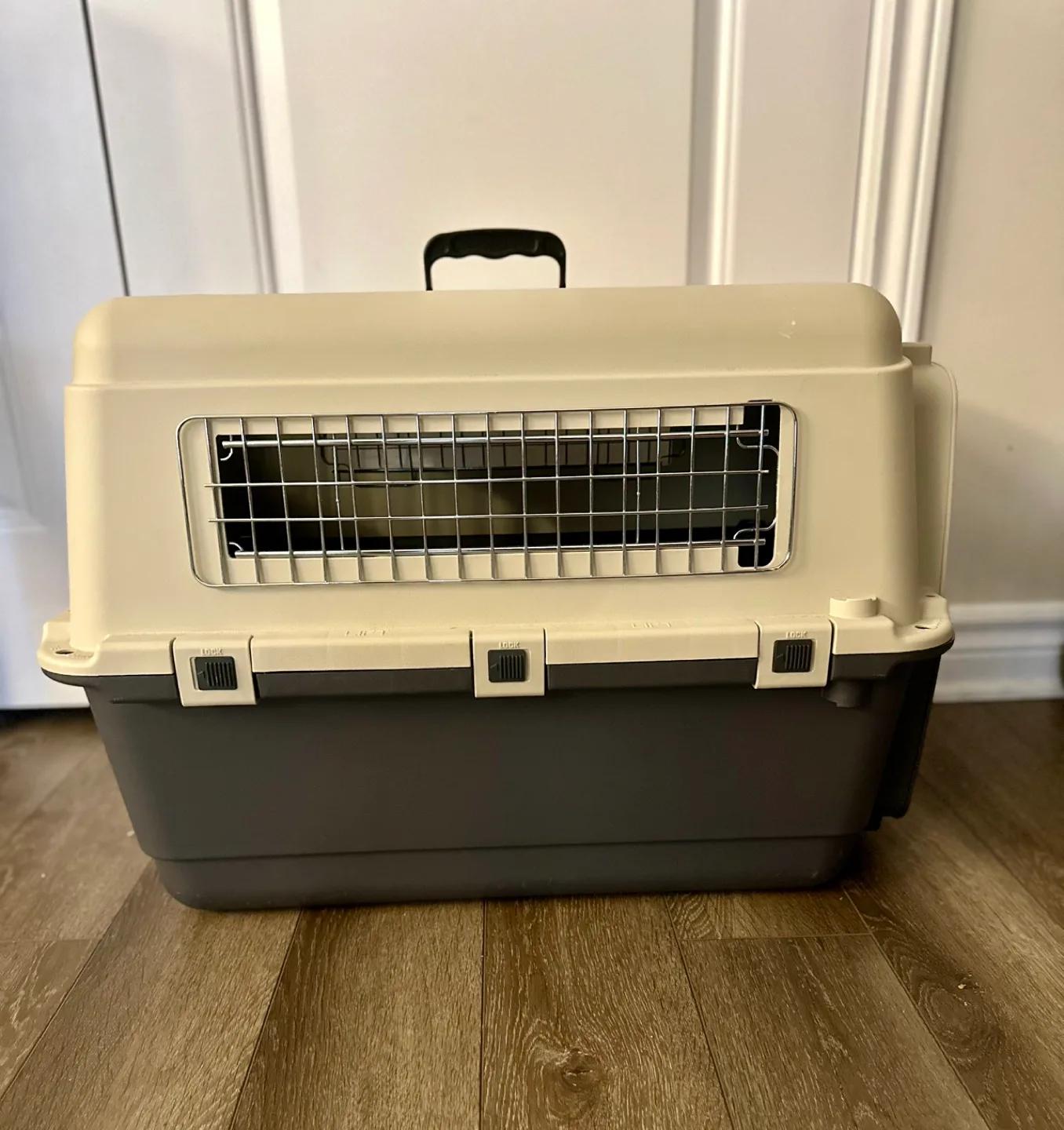 Pet Carrier Crate thumbnail