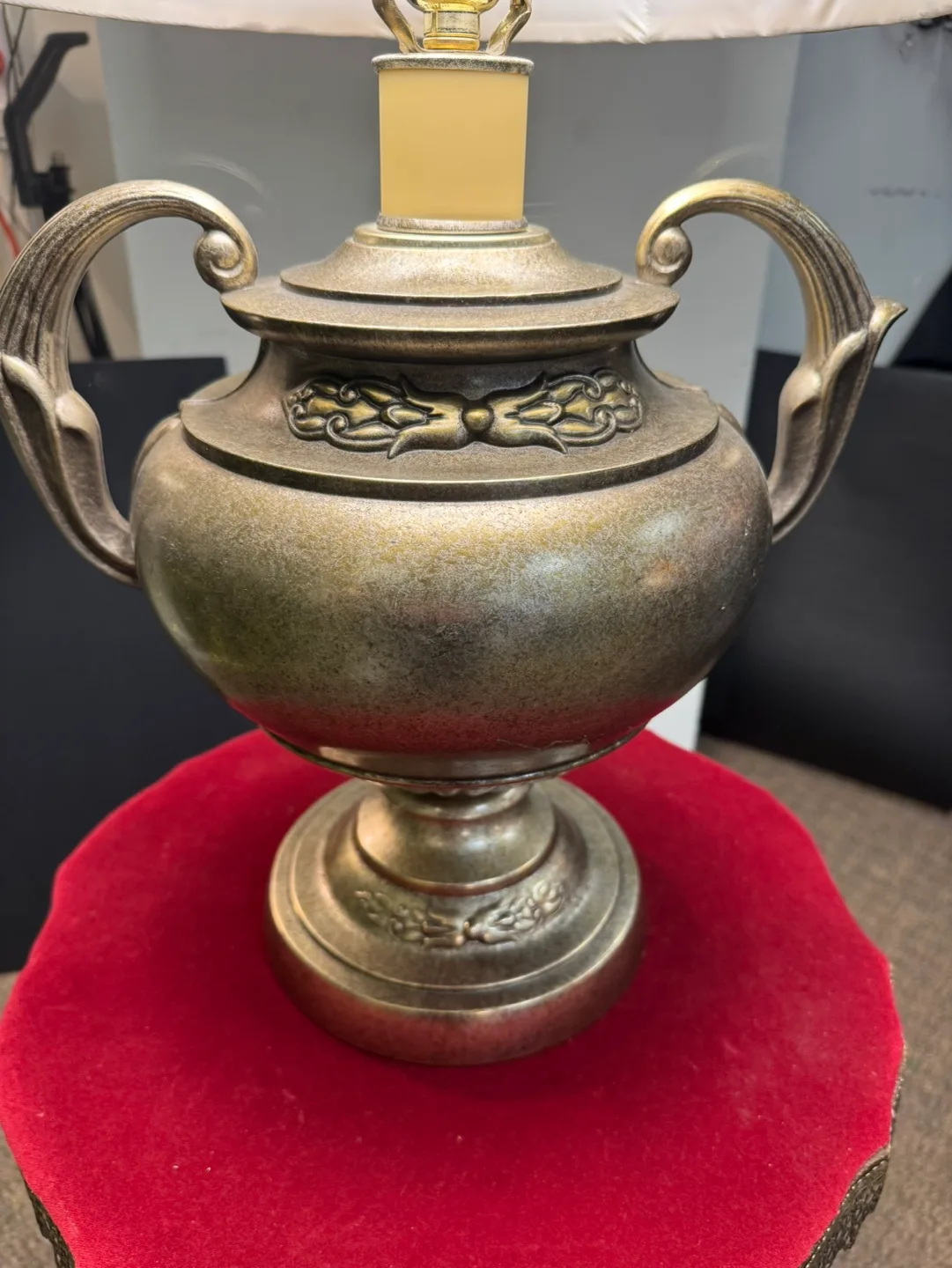 Antique Silver Gold Brass Table Lamp with Gold and Beige Shade image indicator(4)