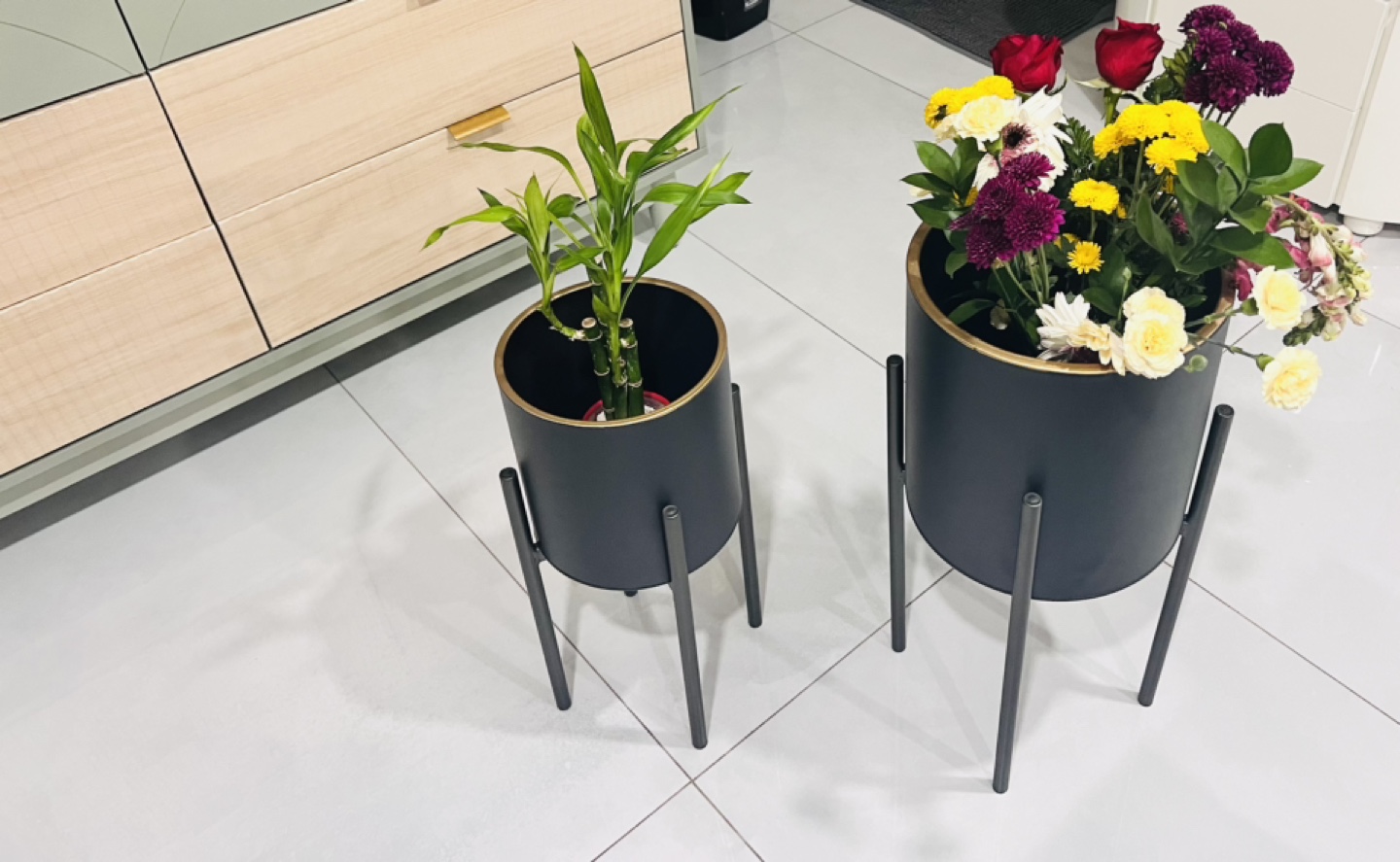 50% off - Two Black Metal Plant Stands - photo 3