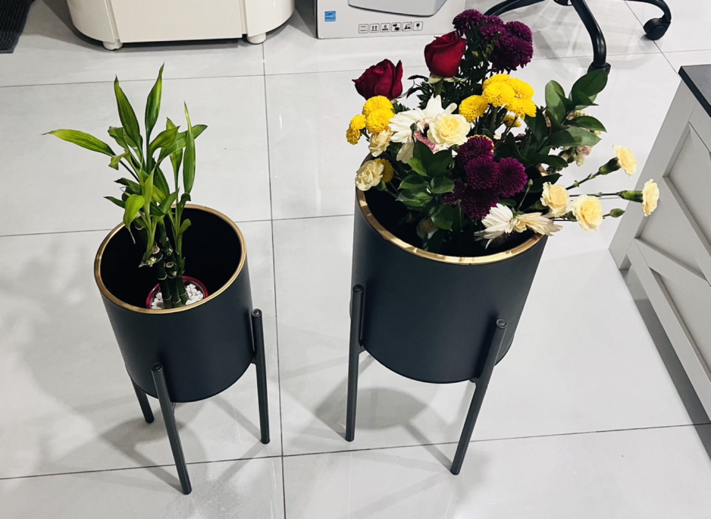 50% off - Two Black Metal Plant Stands - photo 2