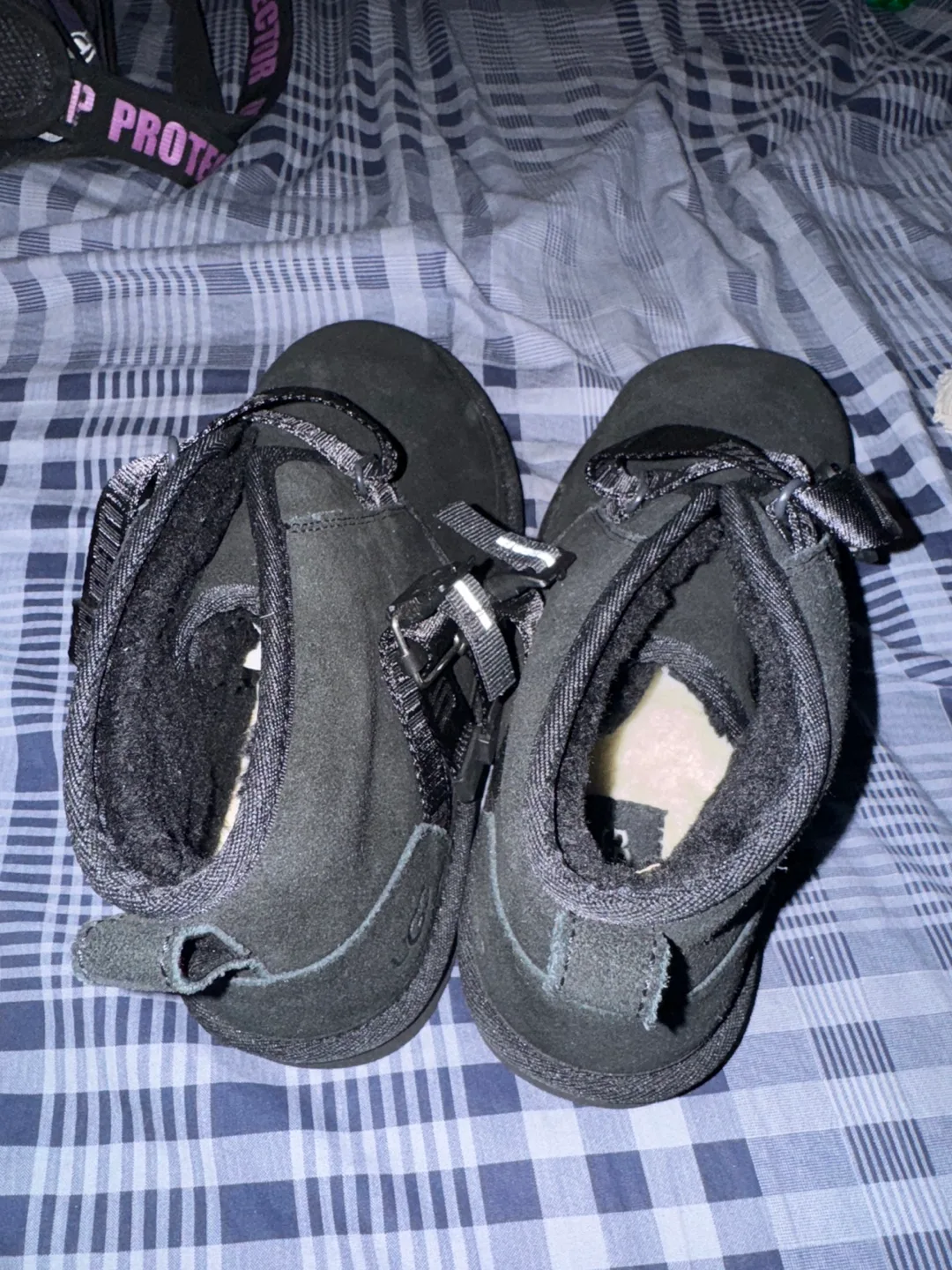 UGG Buckle Boots image indicator(3)