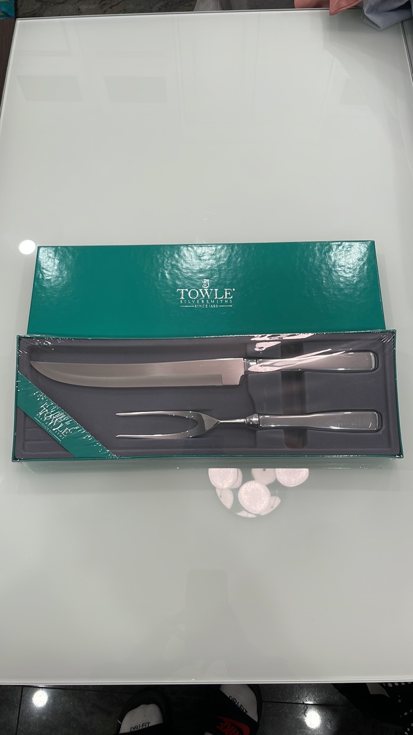 *NEW* Towle Silversmiths Stainless Steel Carving Set made in USA