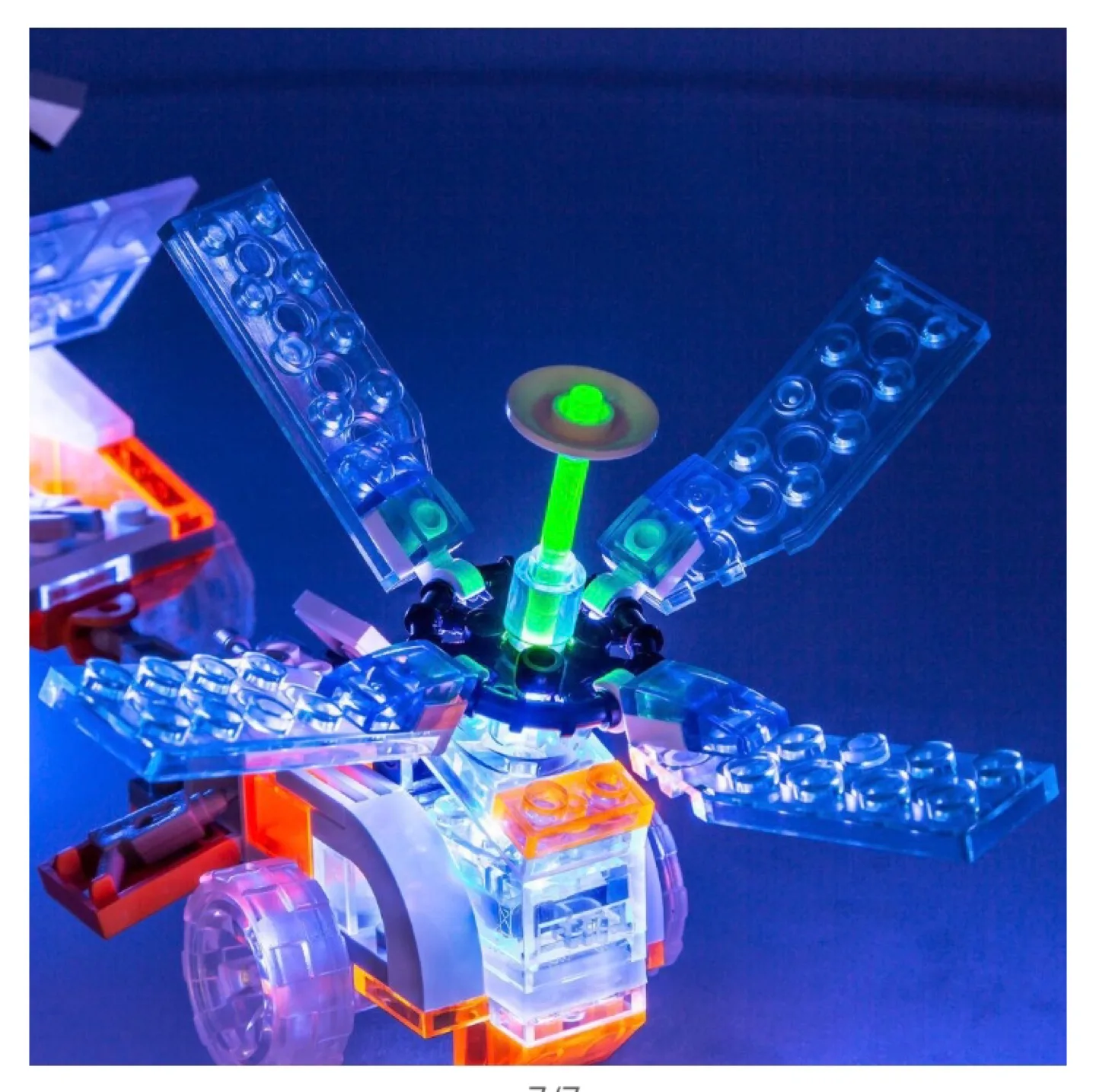 Laser Pegs Mars Explorer Light Up Building Kit (180 pieces) image indicator(7)