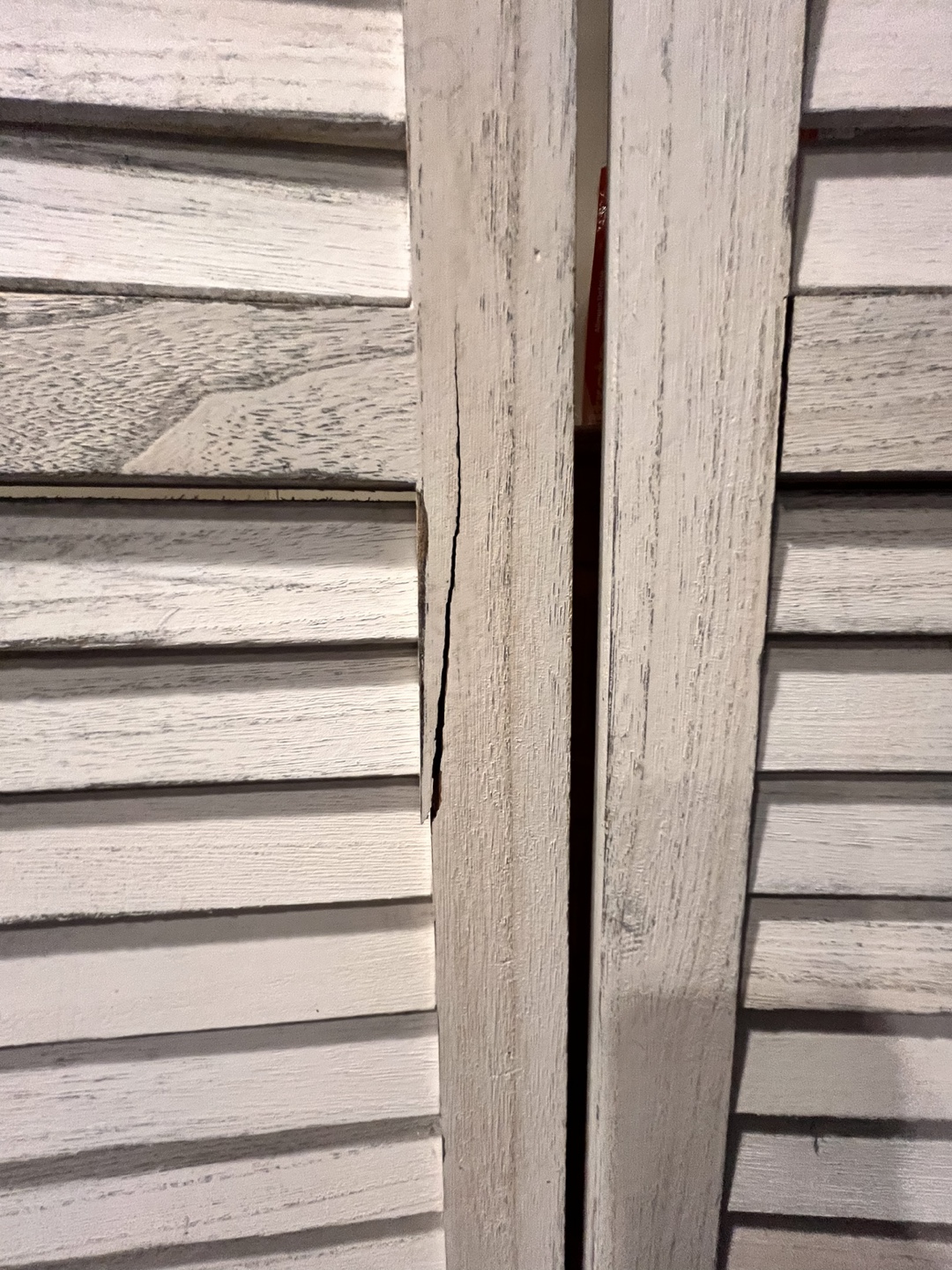 White Wooden Room Divider - photo 2