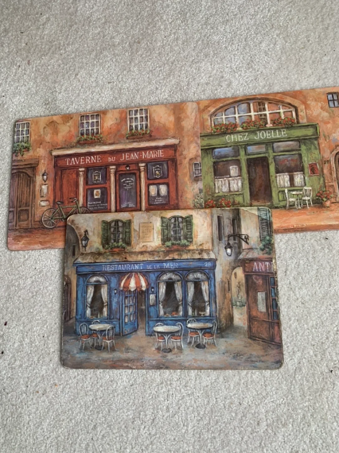 Set of 3 French-themed Placemats#thriftypicks image indicator(2)