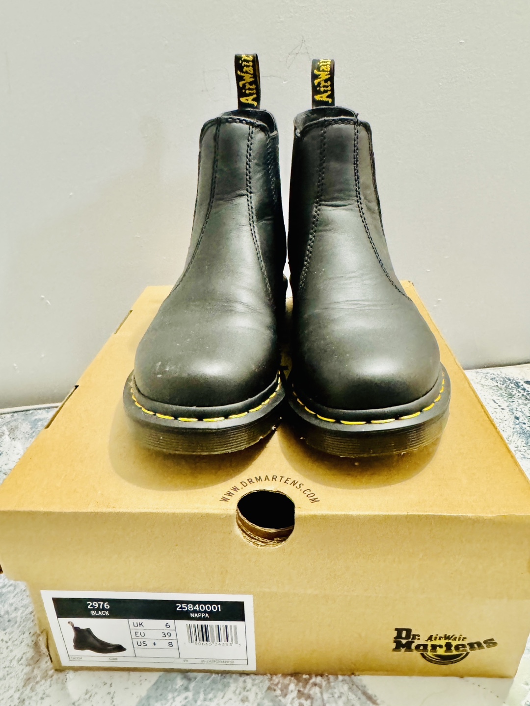 Dr. Martens 2976 Chelsea Boots
