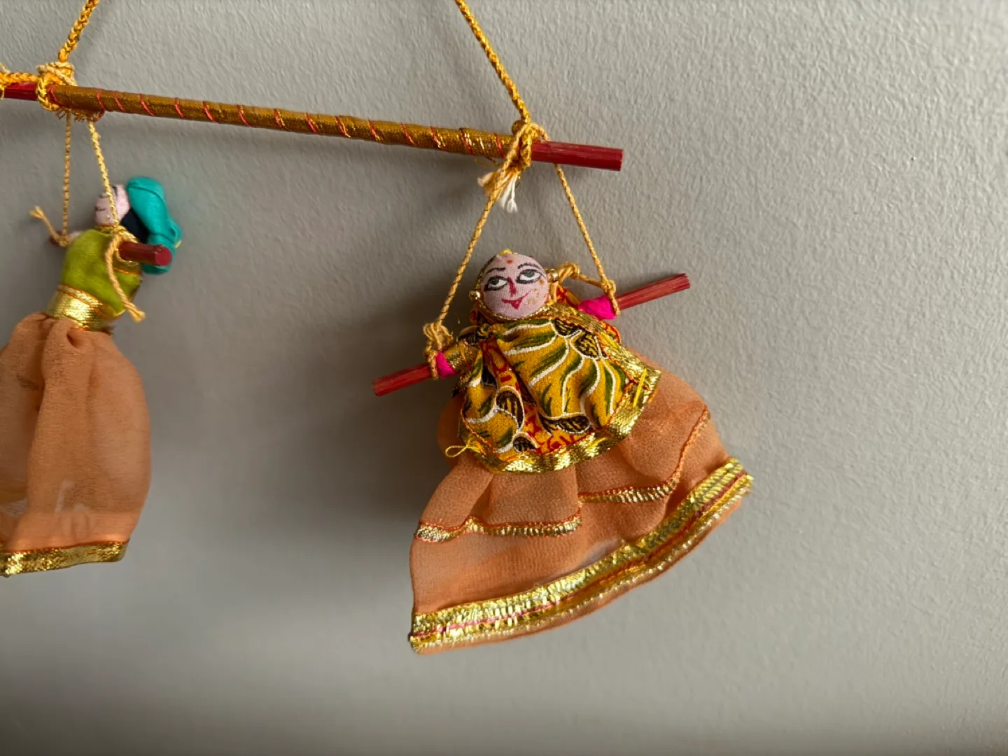 #Thriftypicks Indian handcrafted puppets image indicator(2)