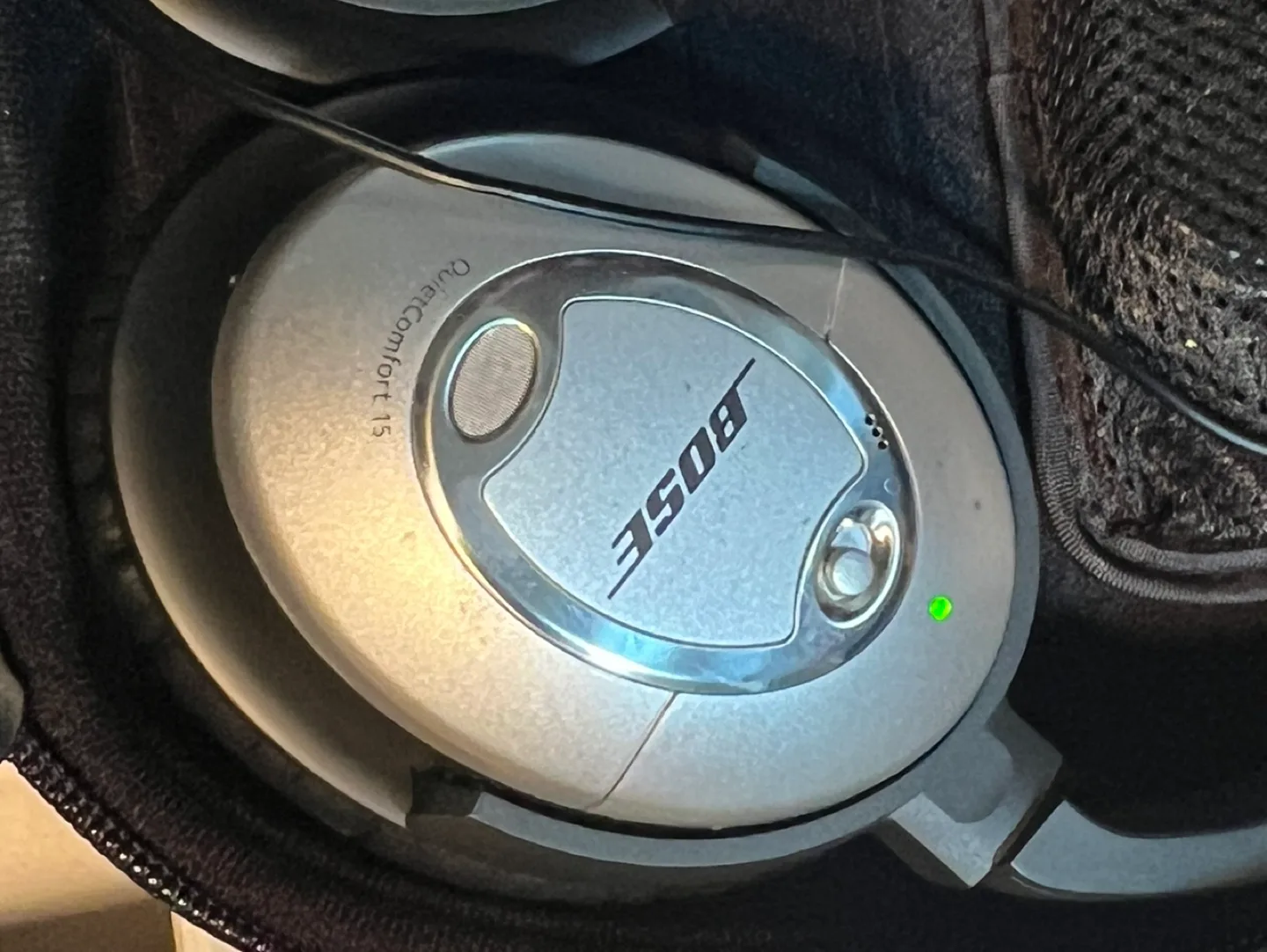 #ThriftyPicks Bose QC 15 Noise Cancelling Headphones image indicator(3)