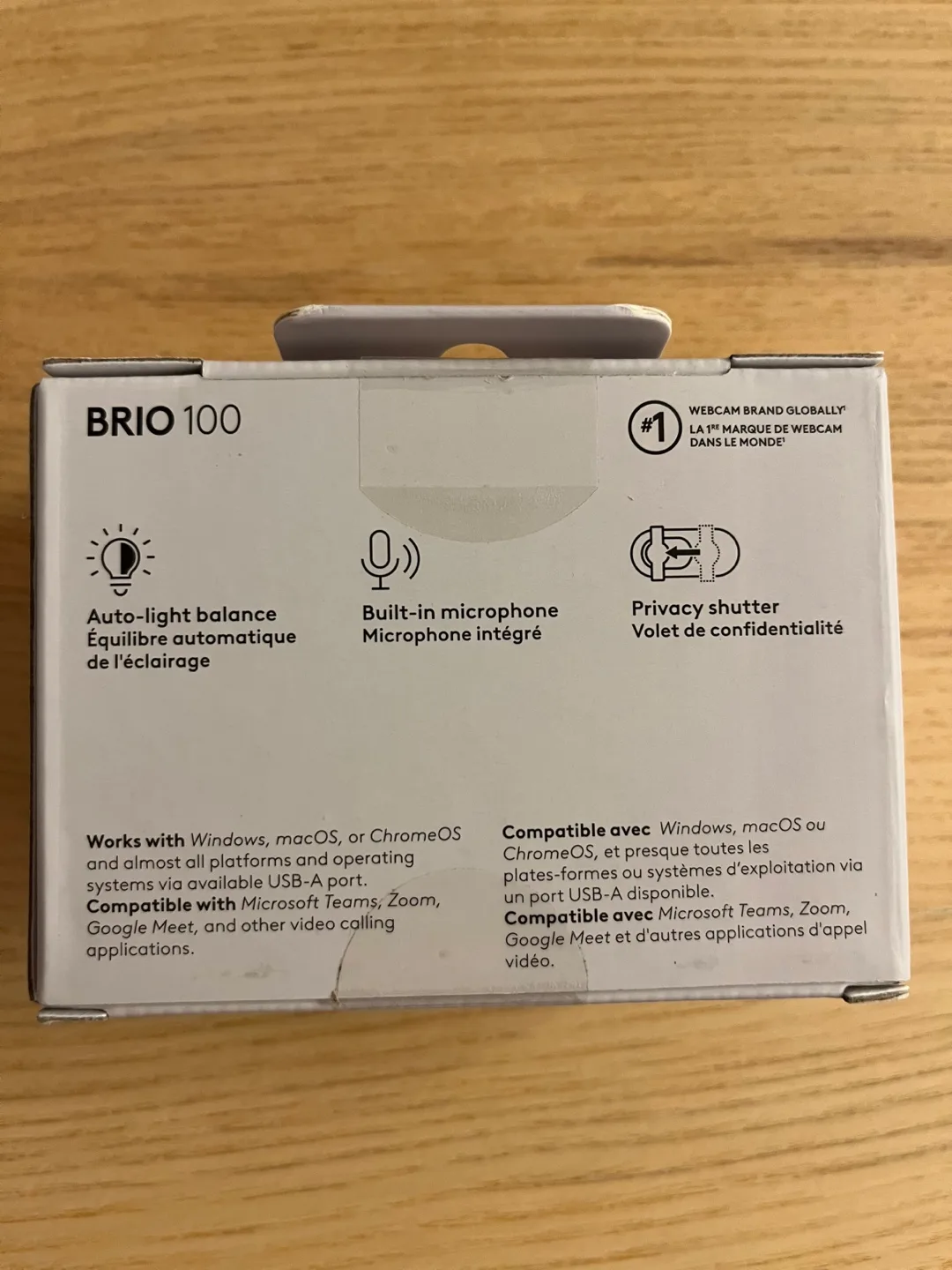 Logitech BRIO 100 Webcam image indicator(2)