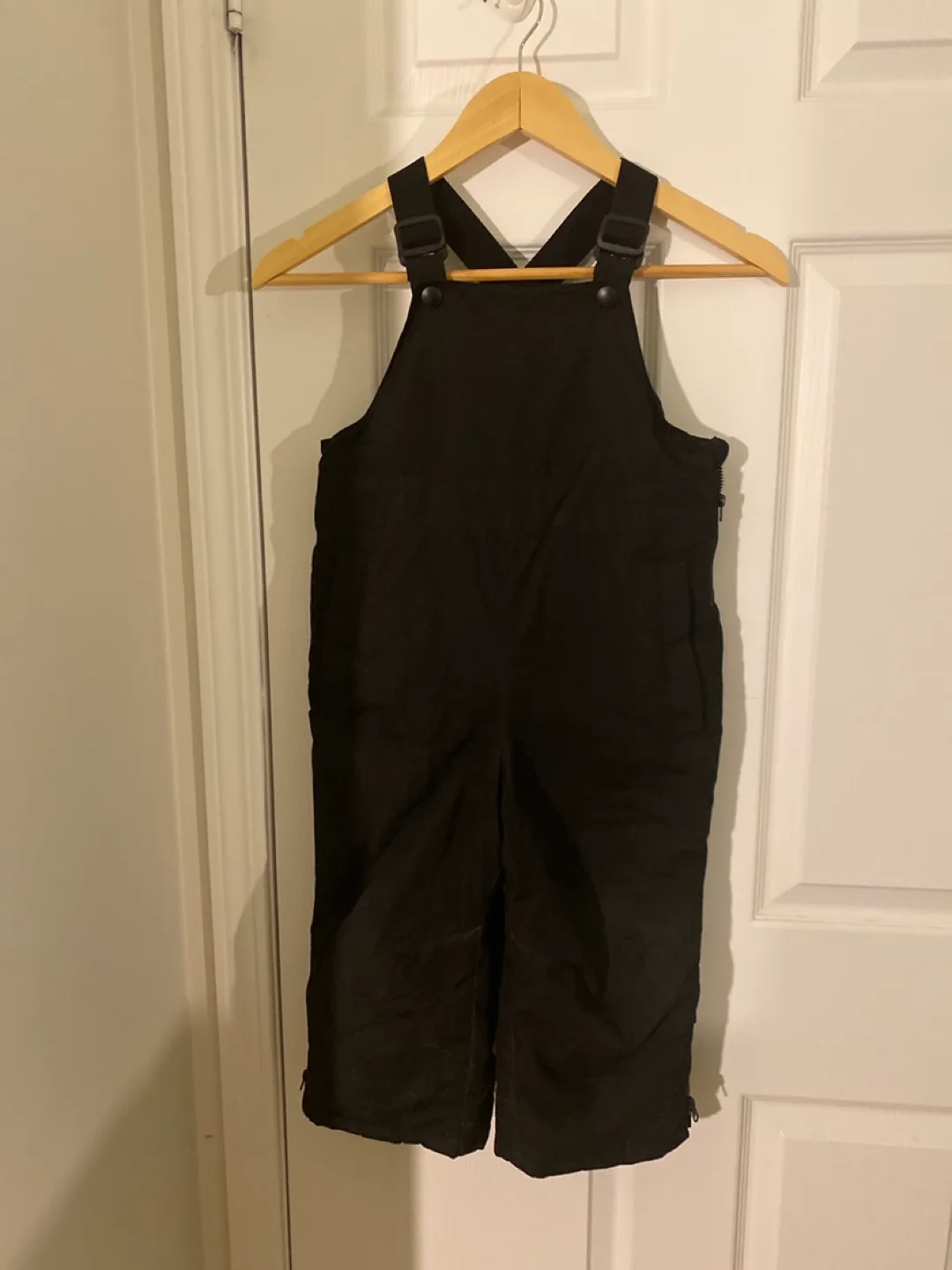 Kids' Black Snowsuit image indicator(2)