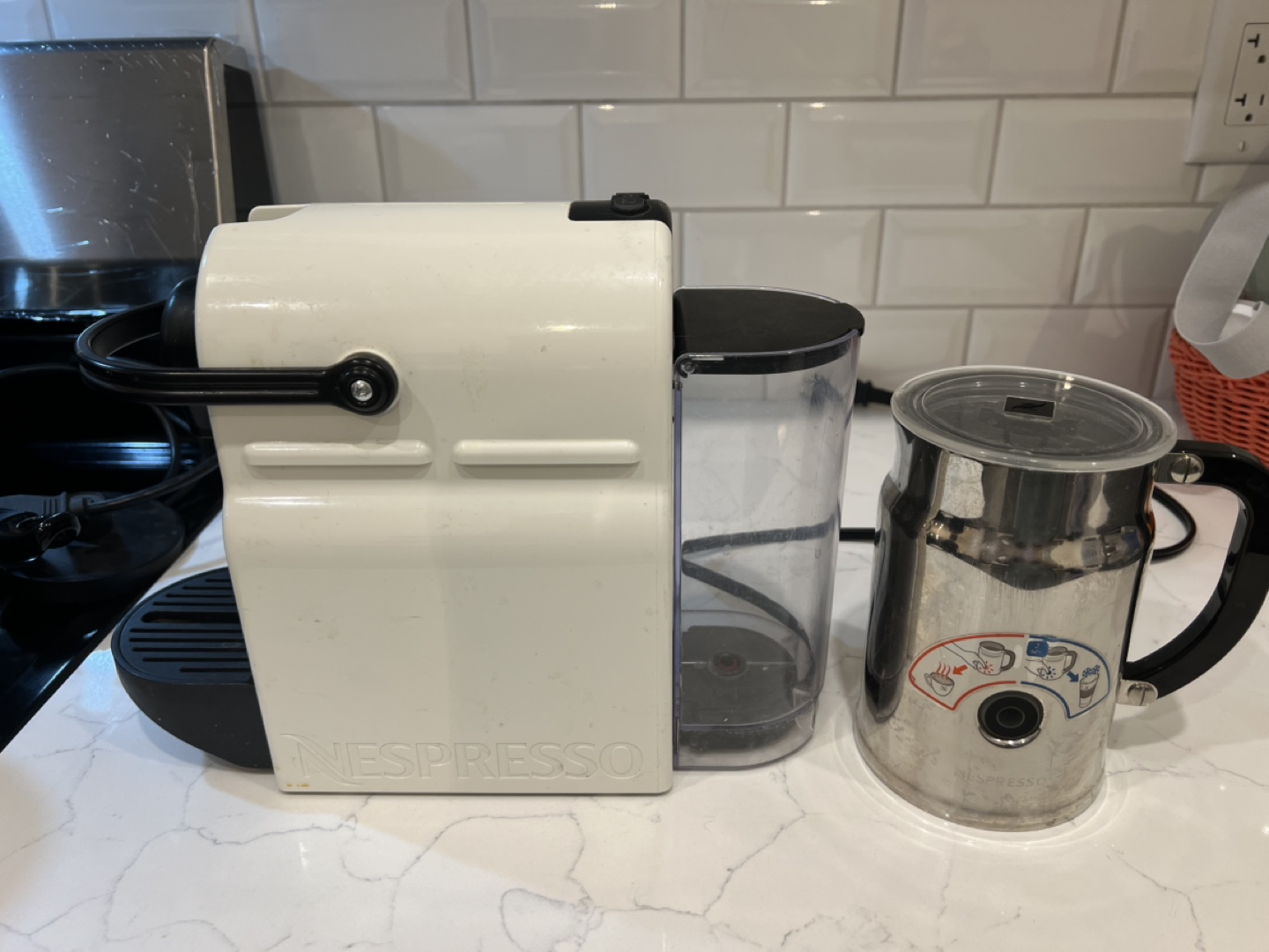 Nespresso innisia Mini Coffee Machine - photo 2