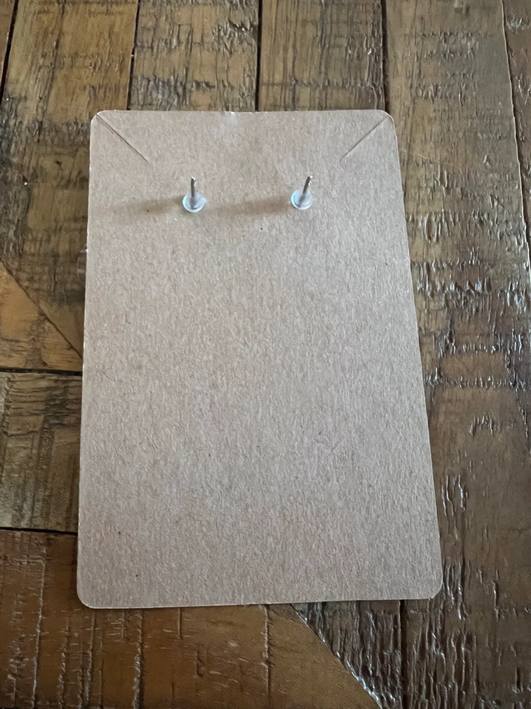 BNIP - Cat Stud Earrings image indicator(2)