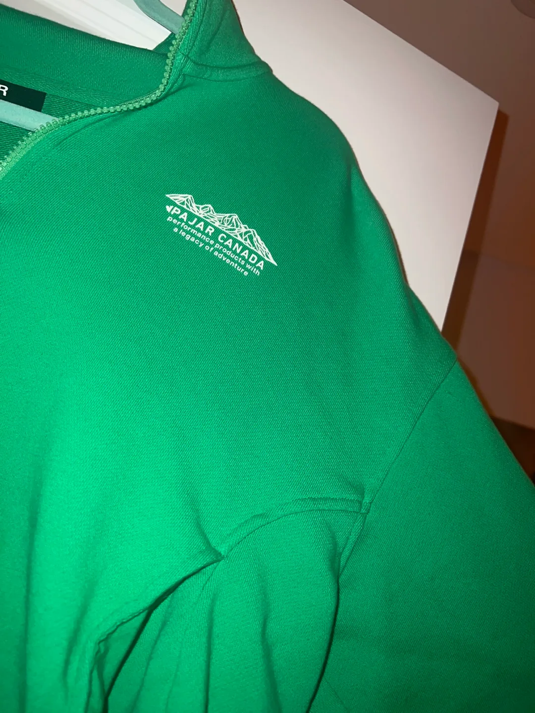 Pajar Canada Green Cropped Hoodie image indicator(3)