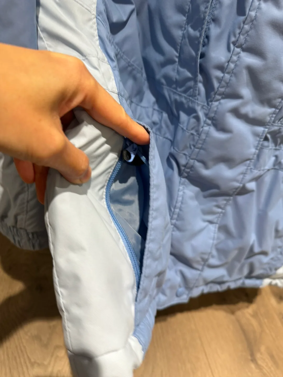 Columbia Sport Winter Jacket image indicator(5)