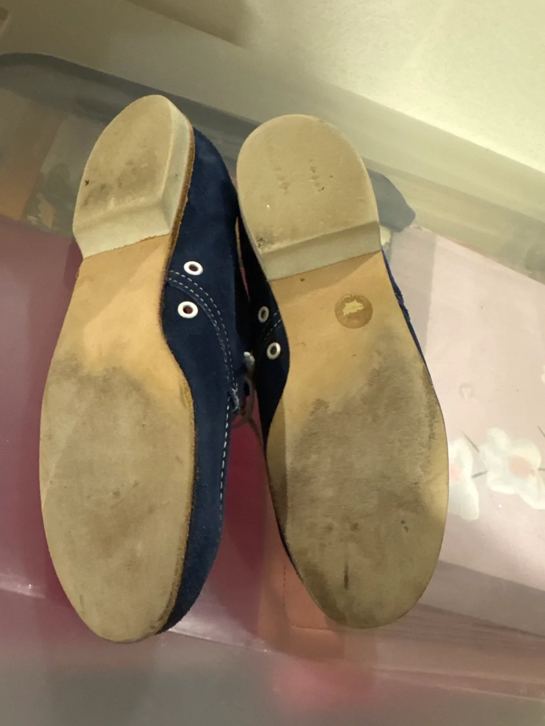 Blue Suede Bowling Shoes image indicator(2)