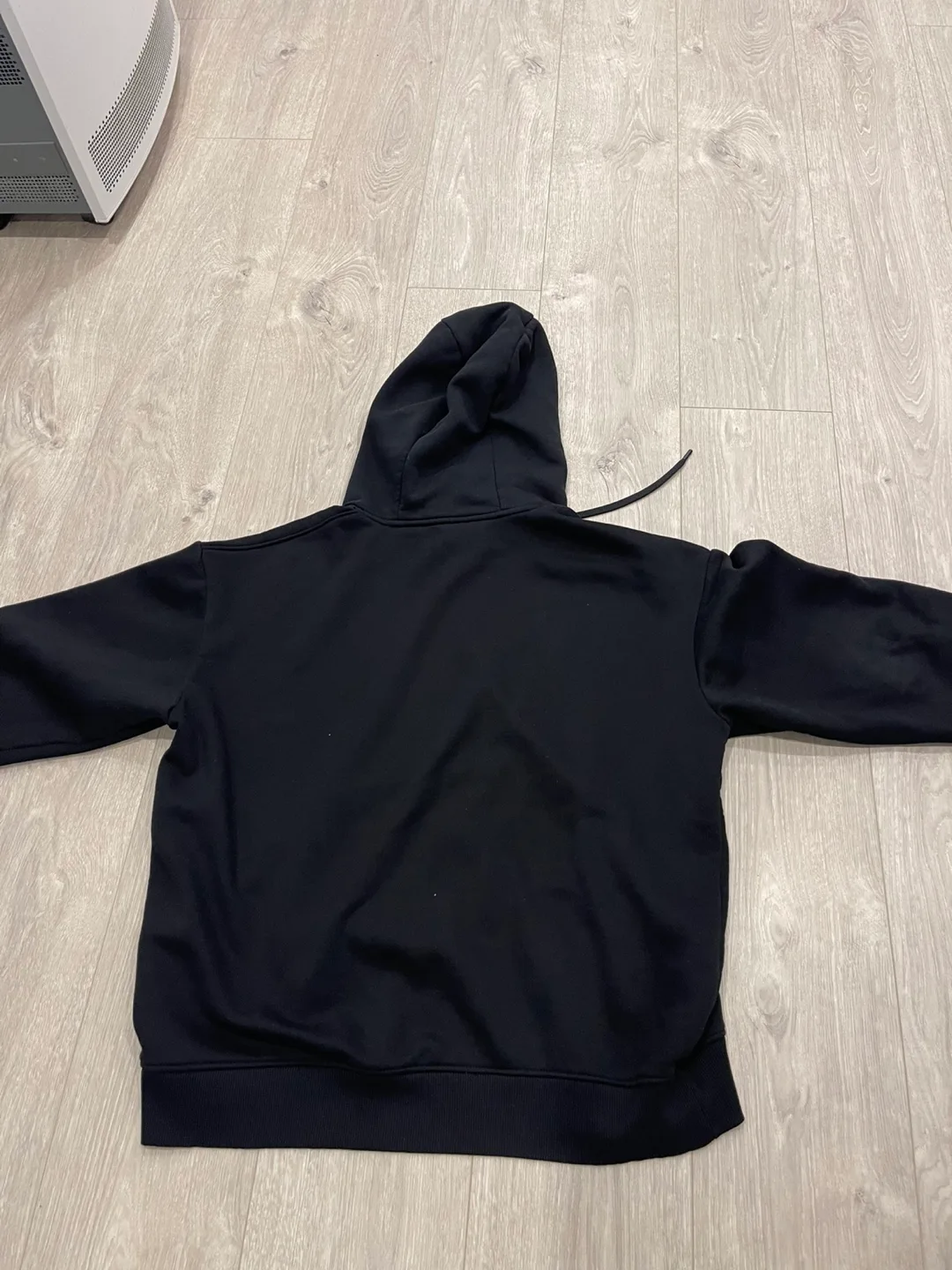 Zara Black Hoodie image indicator(2)