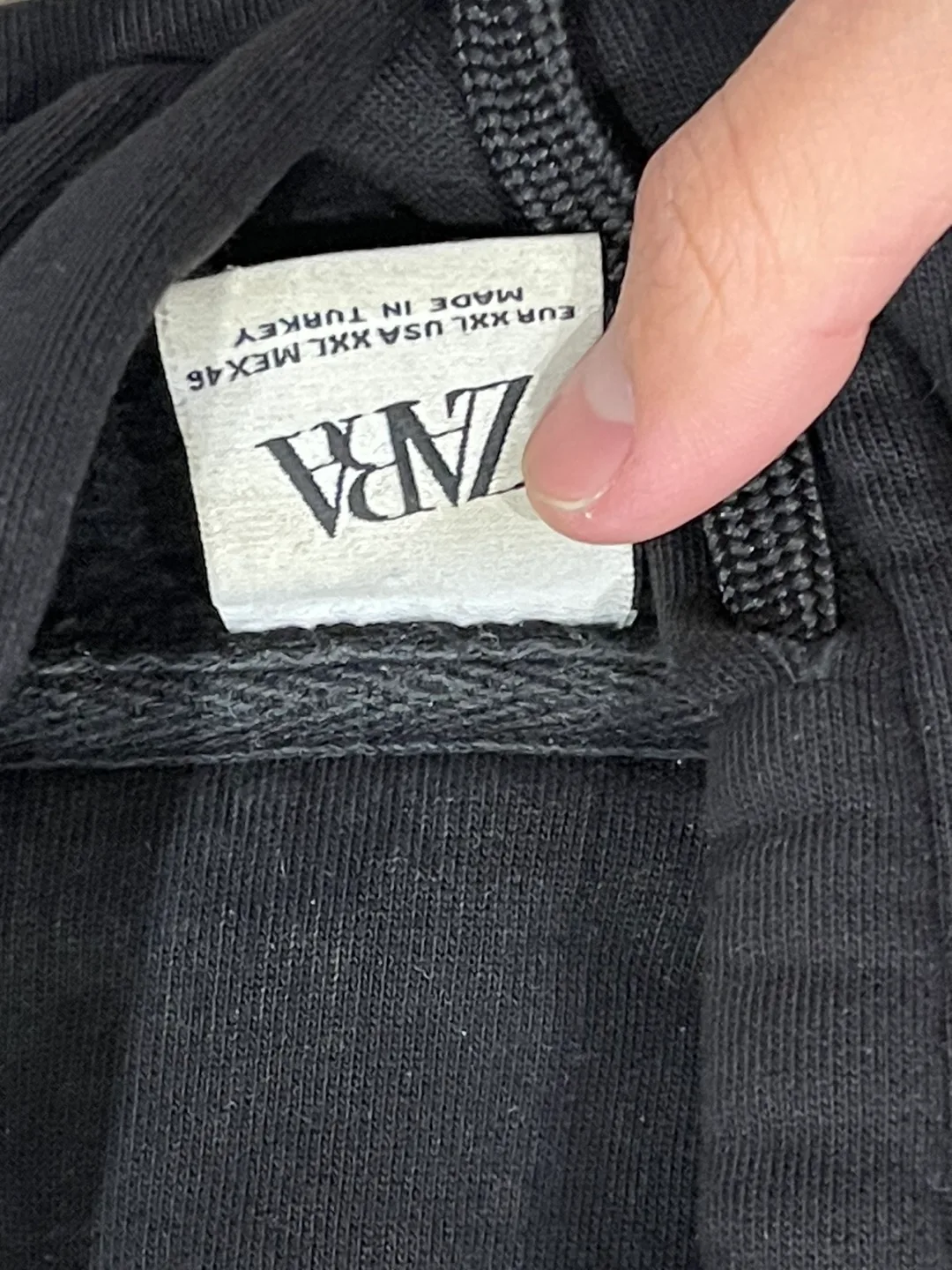 Zara Black Hoodie image indicator(3)