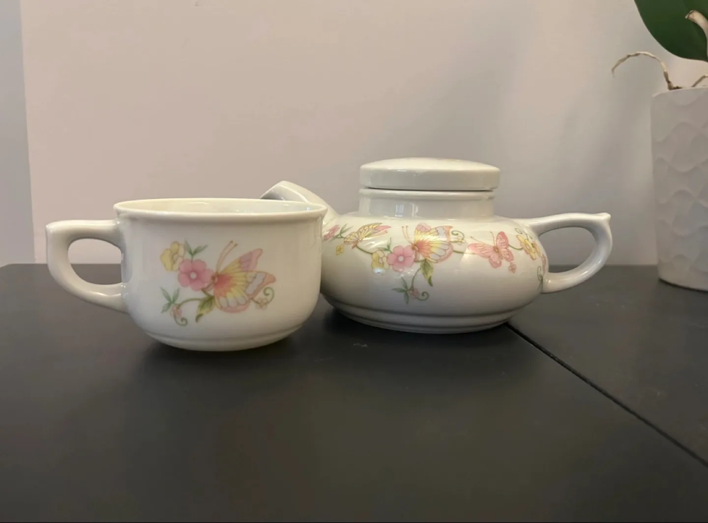 Vintage “Tea for One” Teapot and Cup Set image indicator(3)