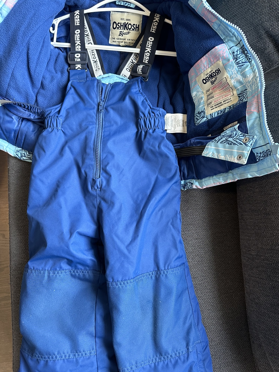 OshKosh B'gosh Kids Snowsuit - photo 3