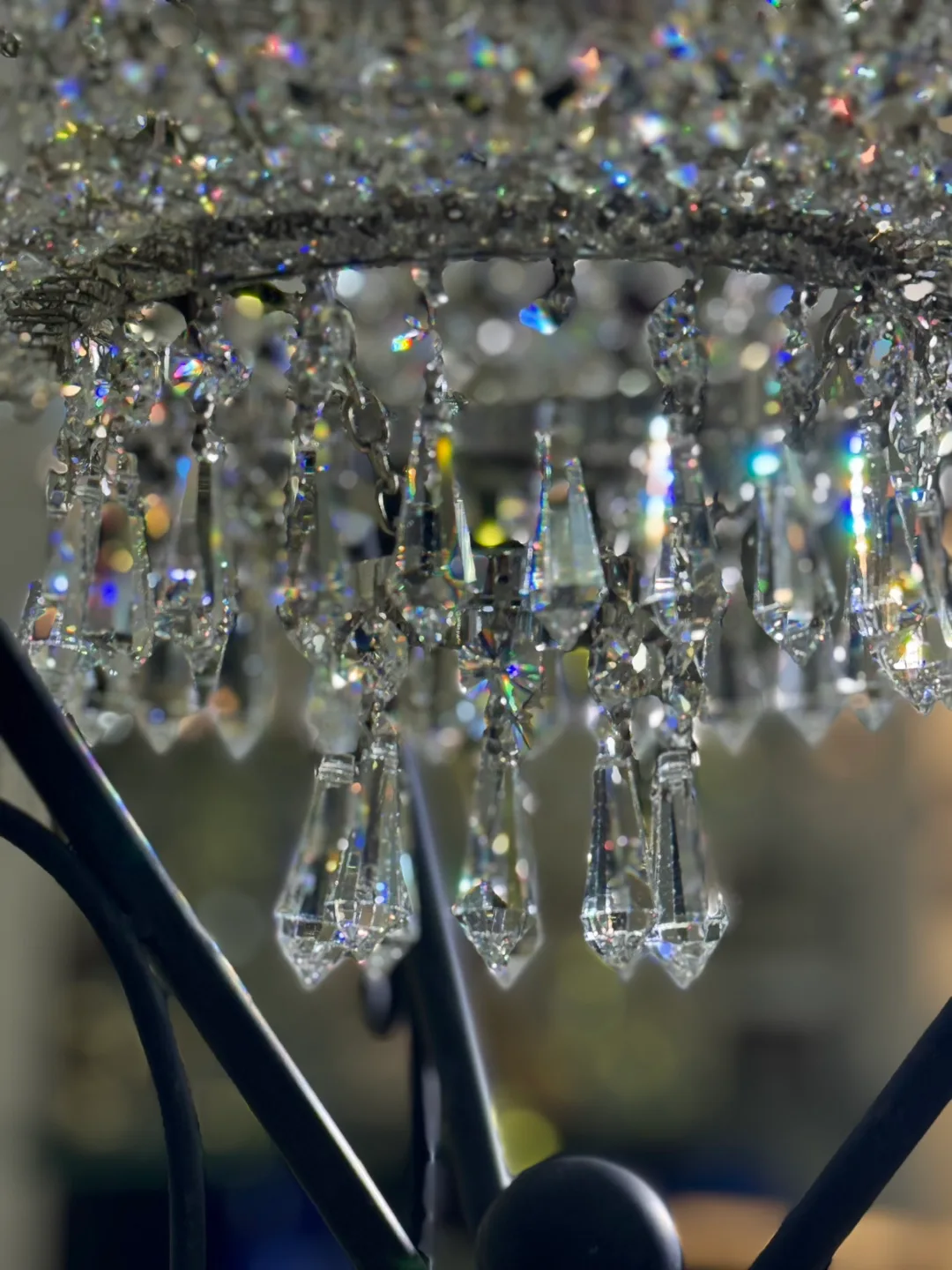 Vintage Crystal Chandelier image indicator(6)