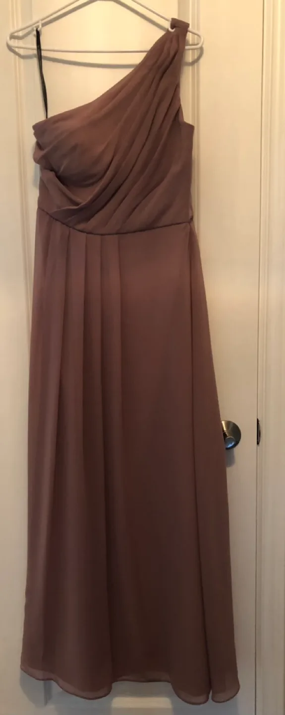 One-Shoulder Chiffon Dress 💃 image indicator(3)