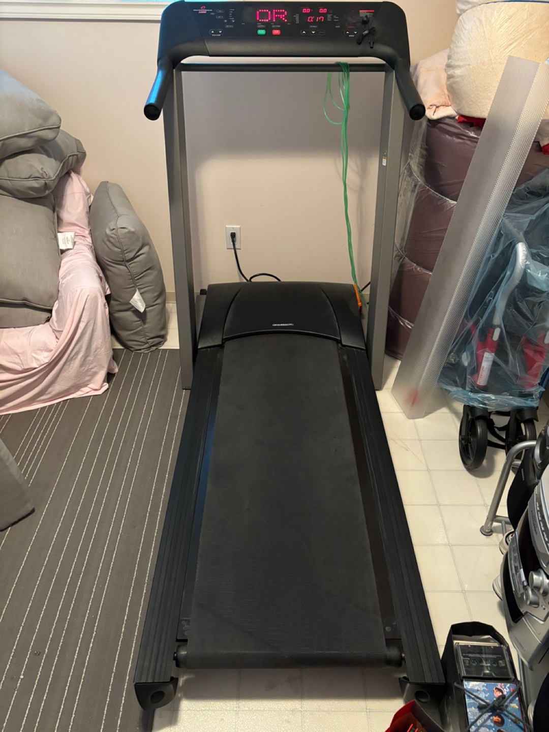 Diamondback Treadmill - photo 3