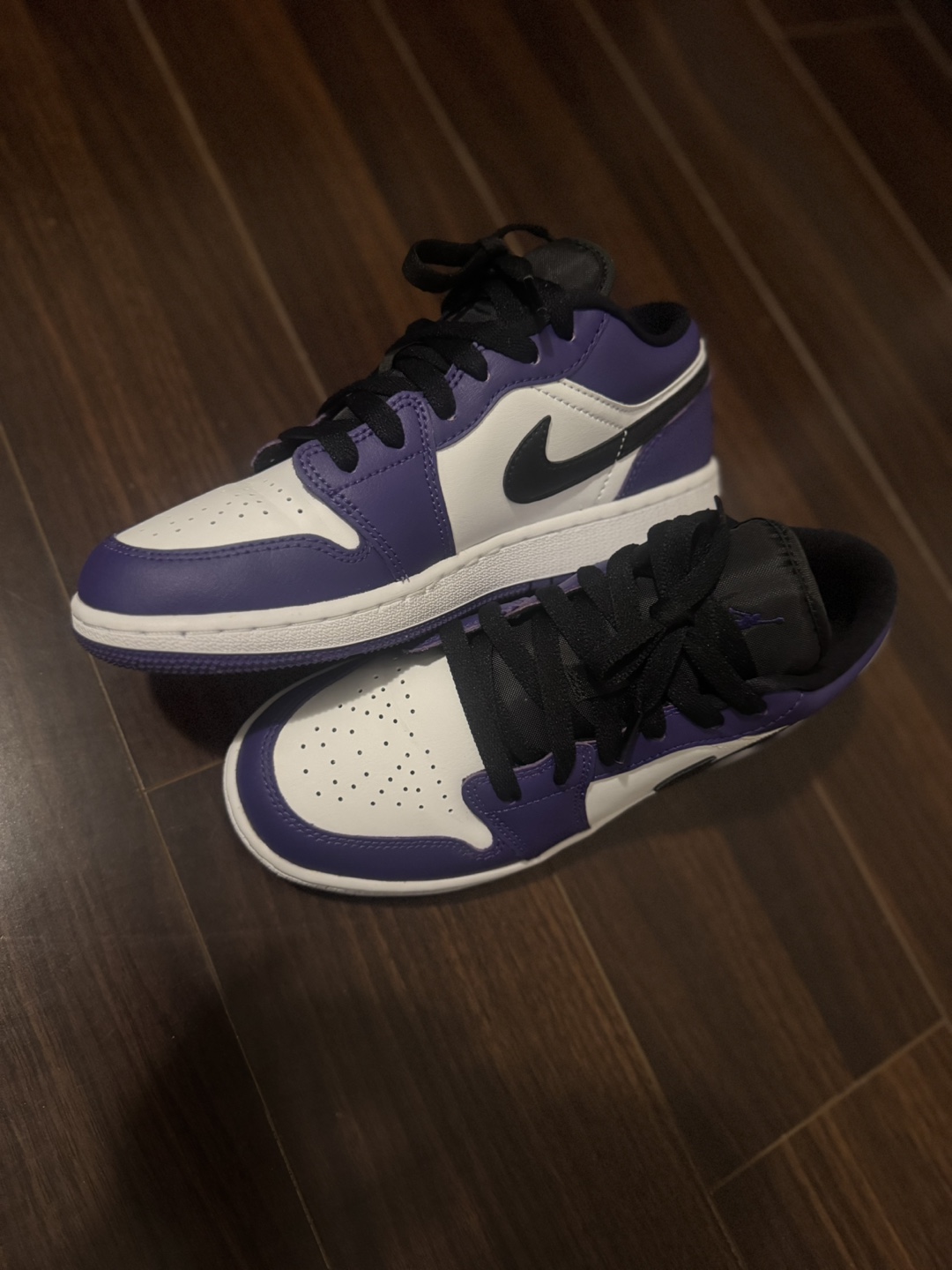 Air Jordan 1 Low Purple