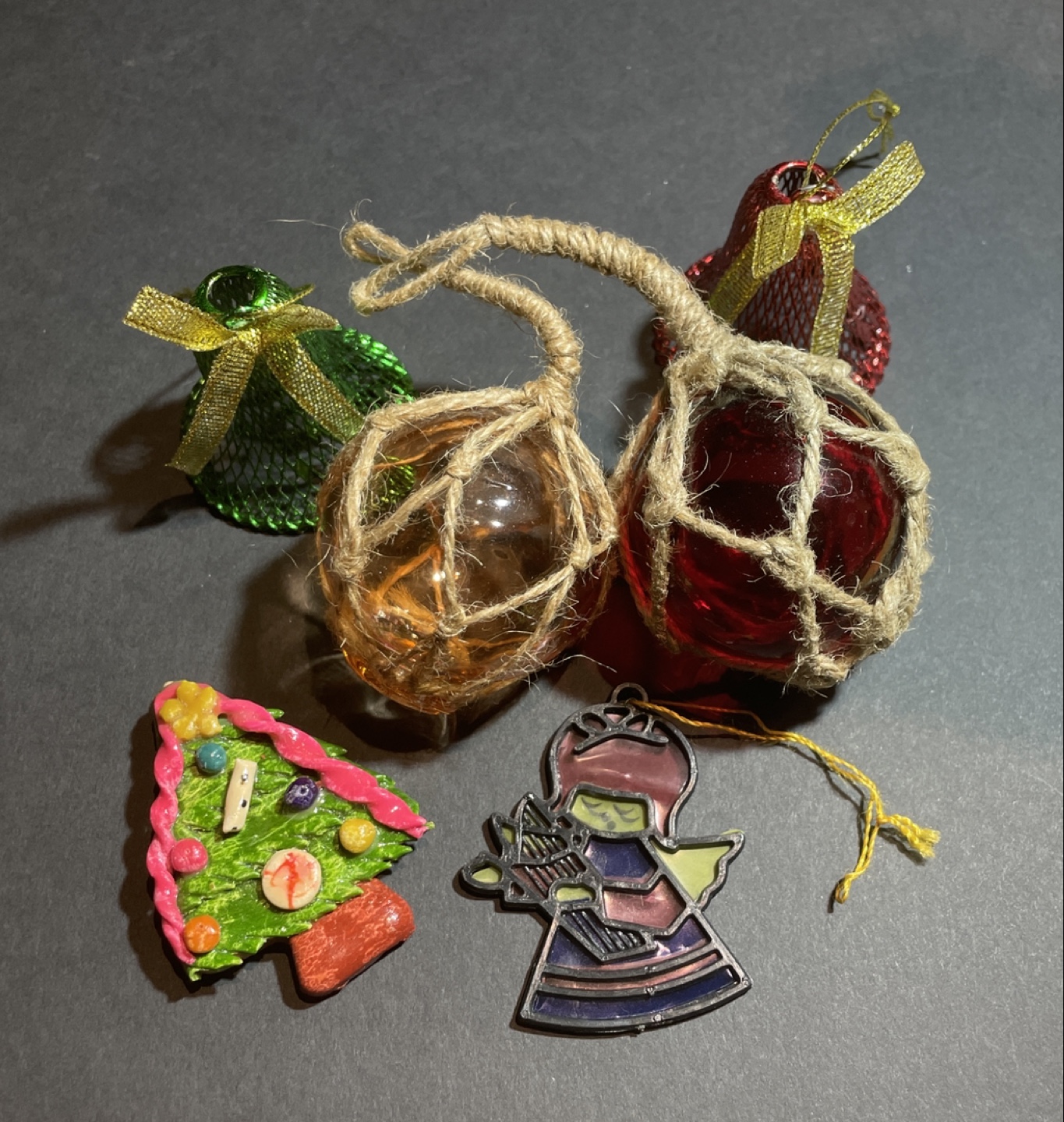 #ThriftyPicks Set of 6 Vintage Christmas Ornaments