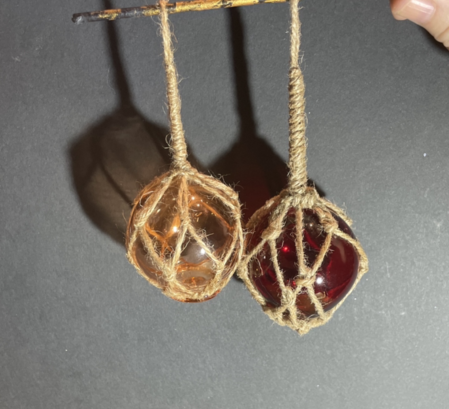 #ThriftyPicks Set of 6 Vintage Christmas Ornaments - photo 3