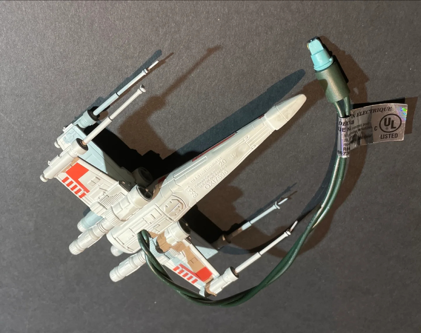 Hallmark Star Wars X-Wing Christmas Ornament image indicator(2)