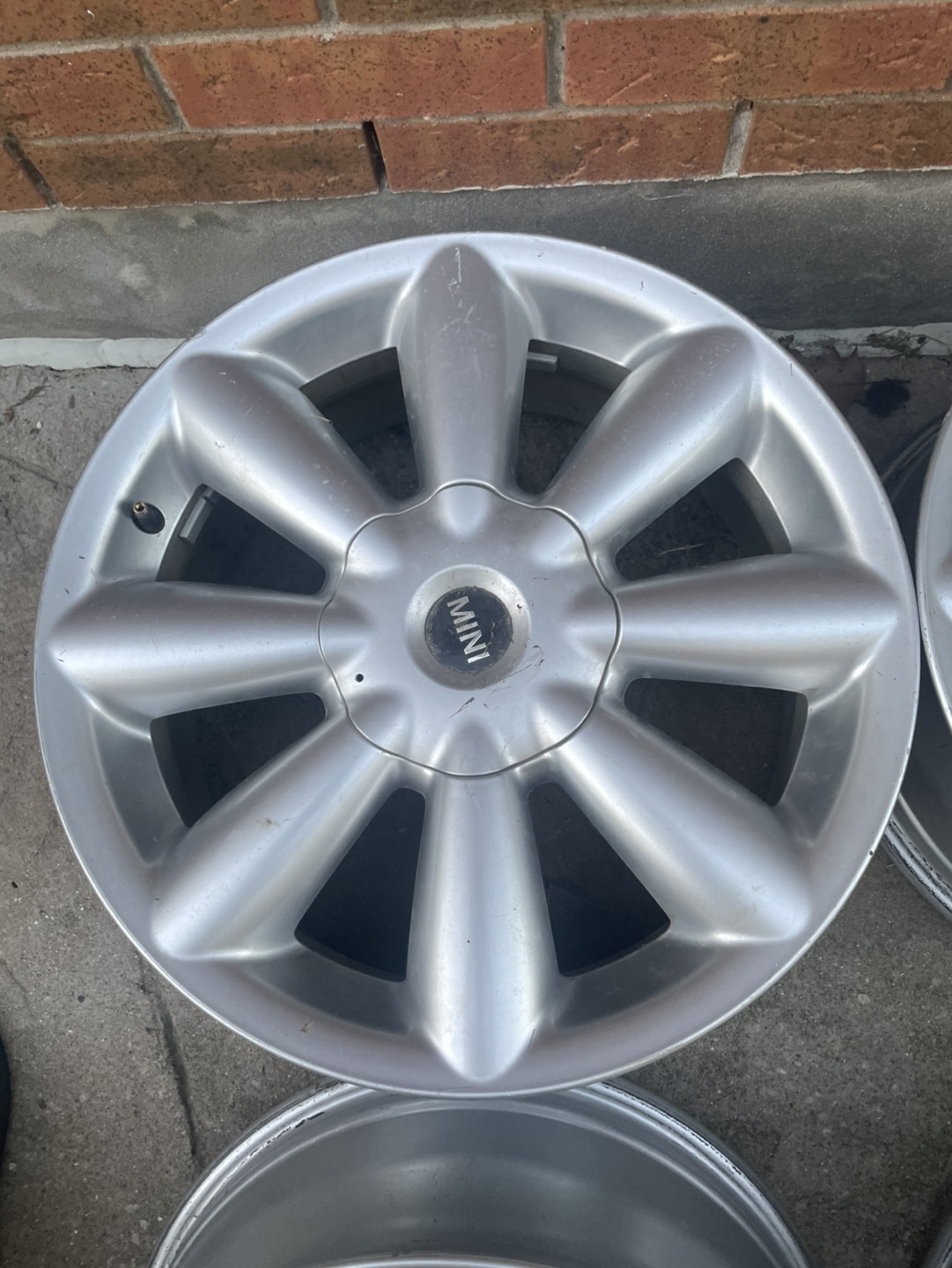 Set of 4 Mini Cooper 18” Alloy Wheels - photo 2