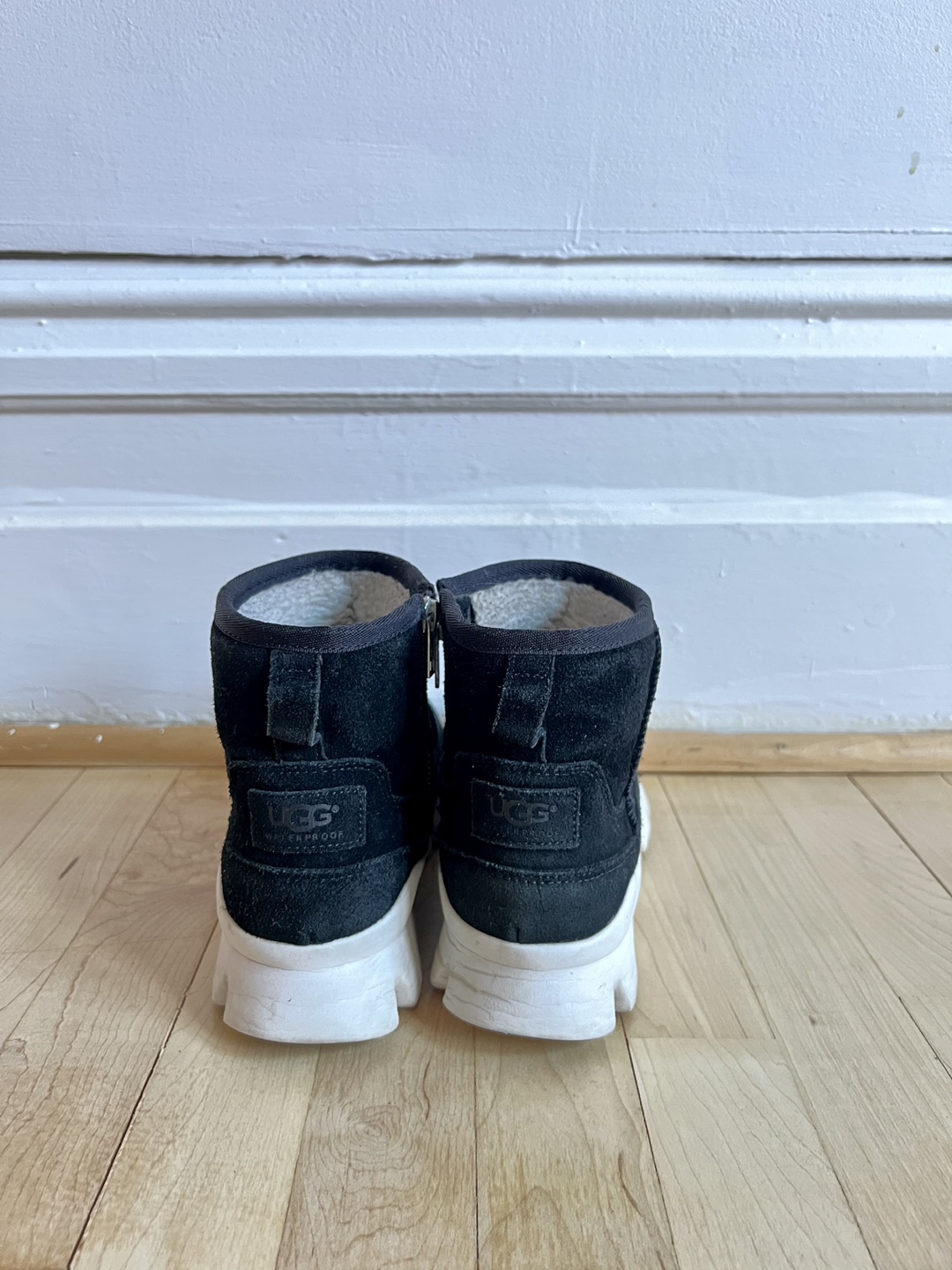 UGG Women's Winter Black Boots - photo 4